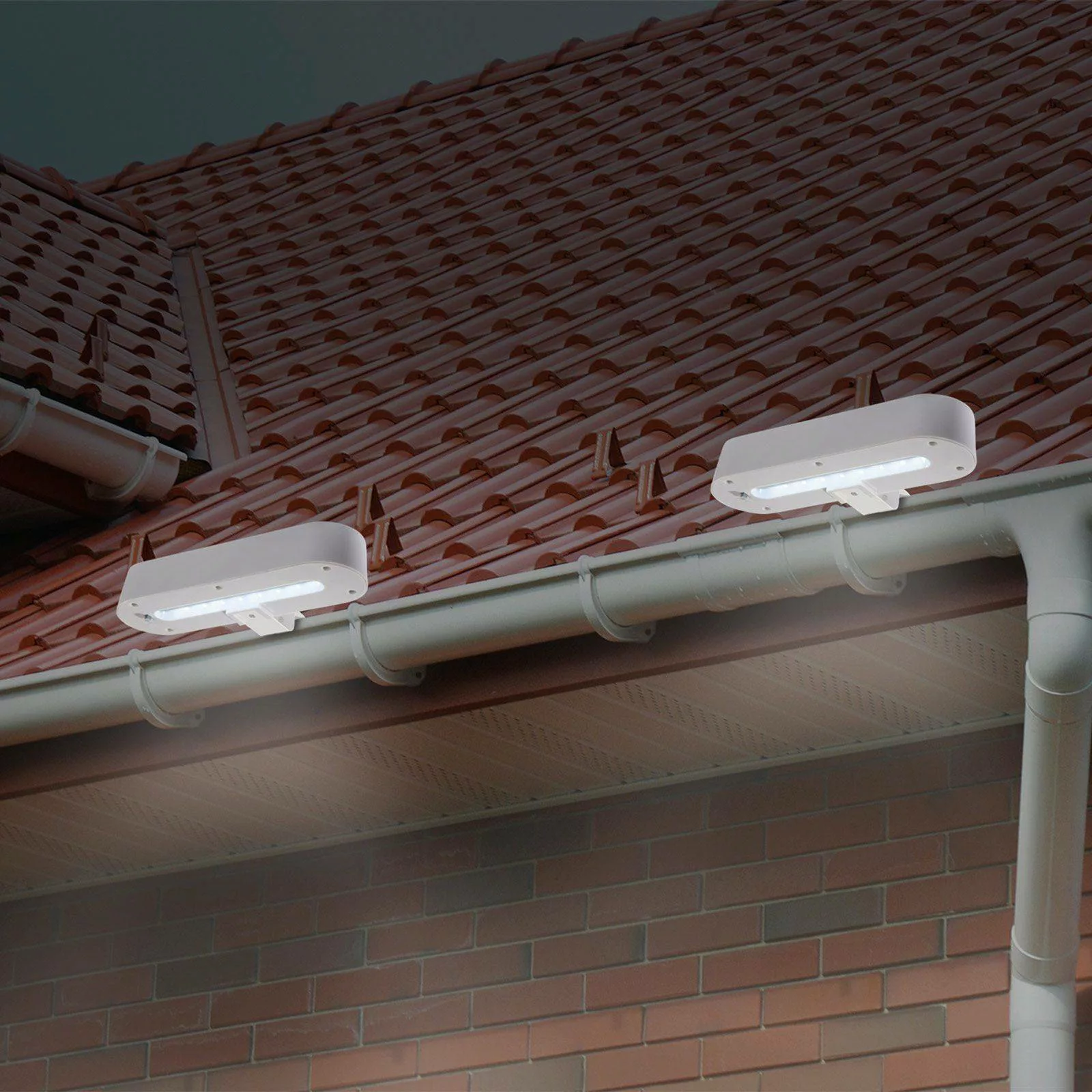 Näve 2er-Set LED Solar-Dachrinnenleuchte weiß günstig online kaufen