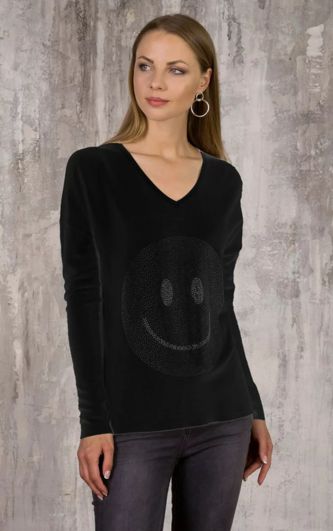 Passioni Strickpullover mit einem großen Strass-Smiley auf der Vorderseite günstig online kaufen