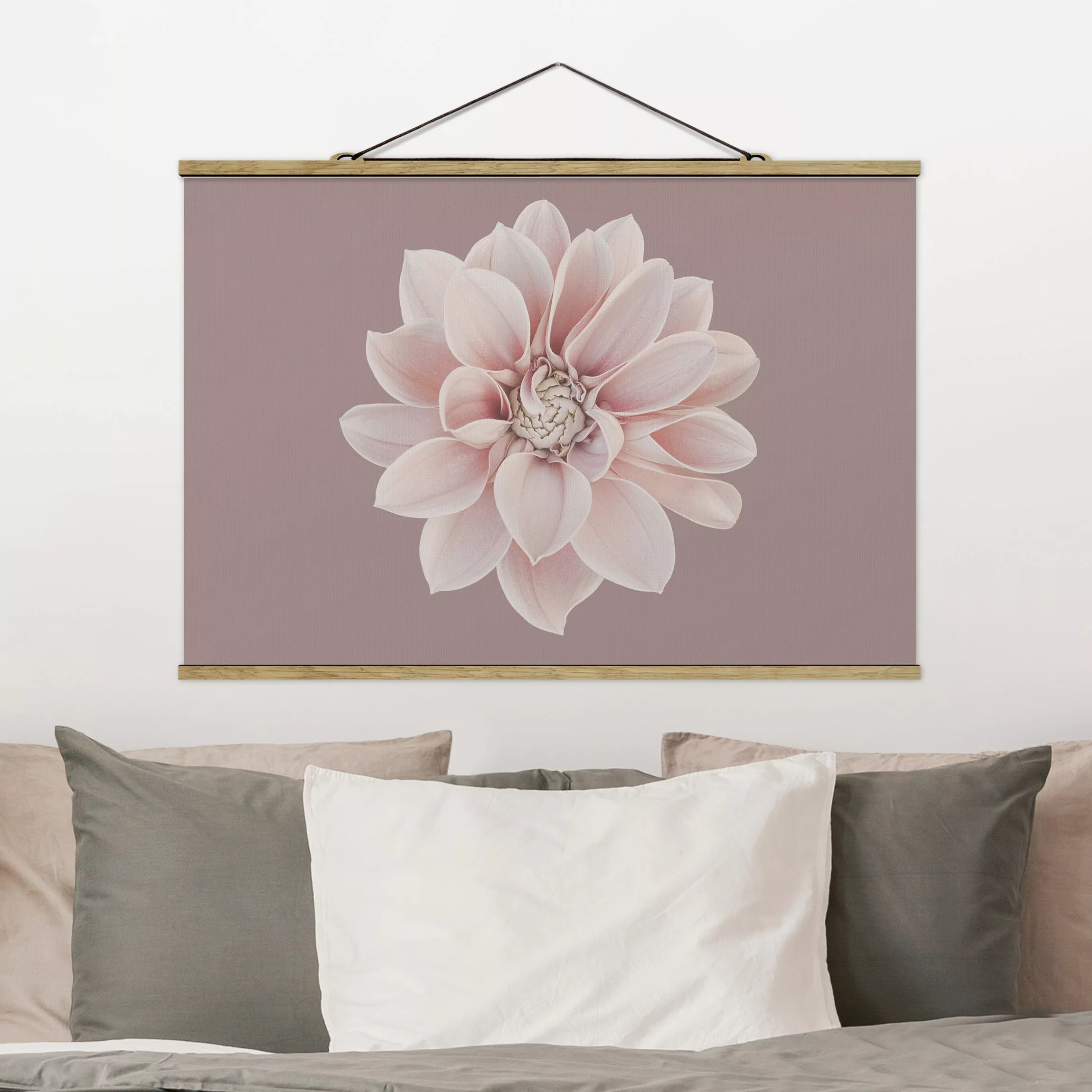 Stoffbild mit Posterleisten Dahlie Blume Lavendel Weiß Rosa günstig online kaufen