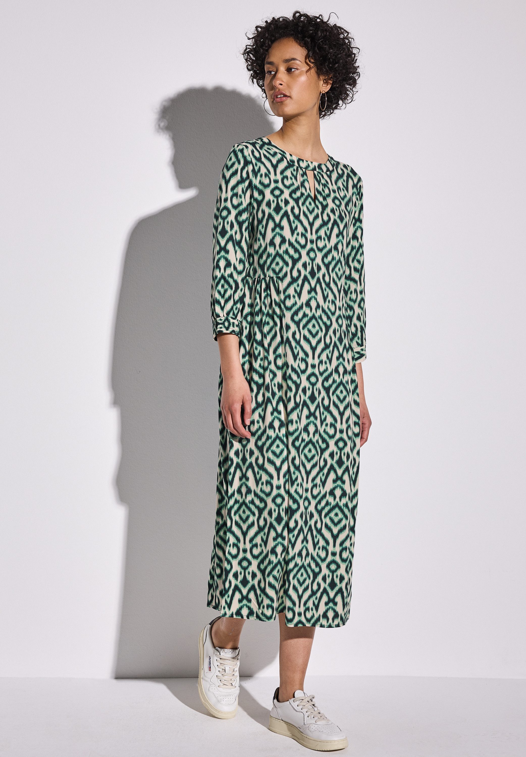 STREET ONE Midikleid, mit Rundhalsausschnitt günstig online kaufen