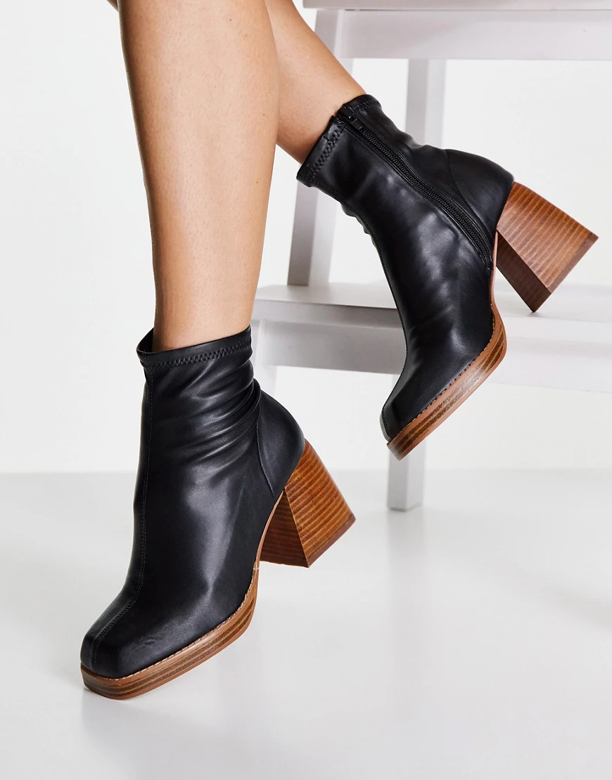 ASOS DESIGN – Ratio – Sock-Boots mit eckiger Zehenpartie in Schwarz, weite günstig online kaufen