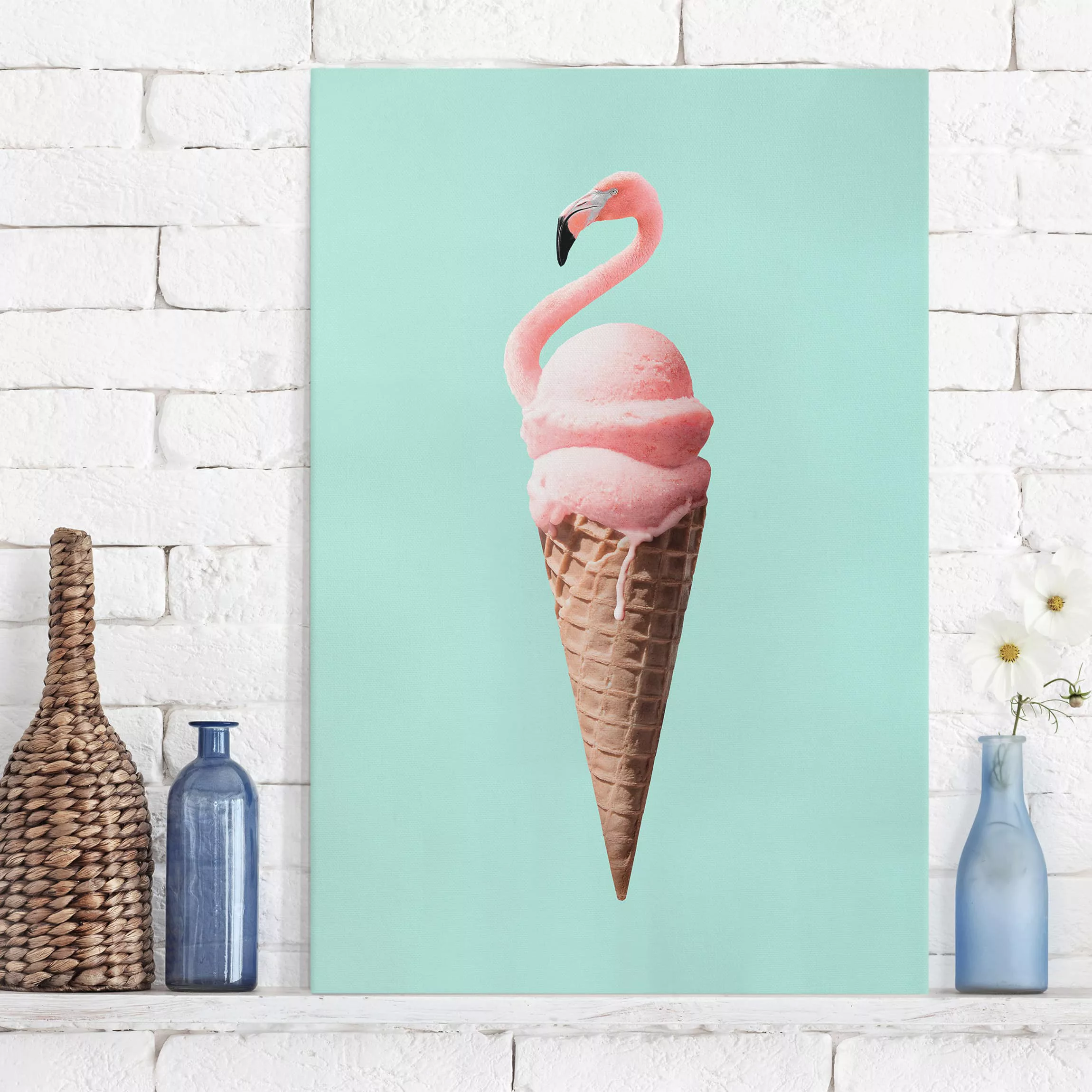 Leinwandbild Tiere - Hochformat Eis mit Flamingo günstig online kaufen