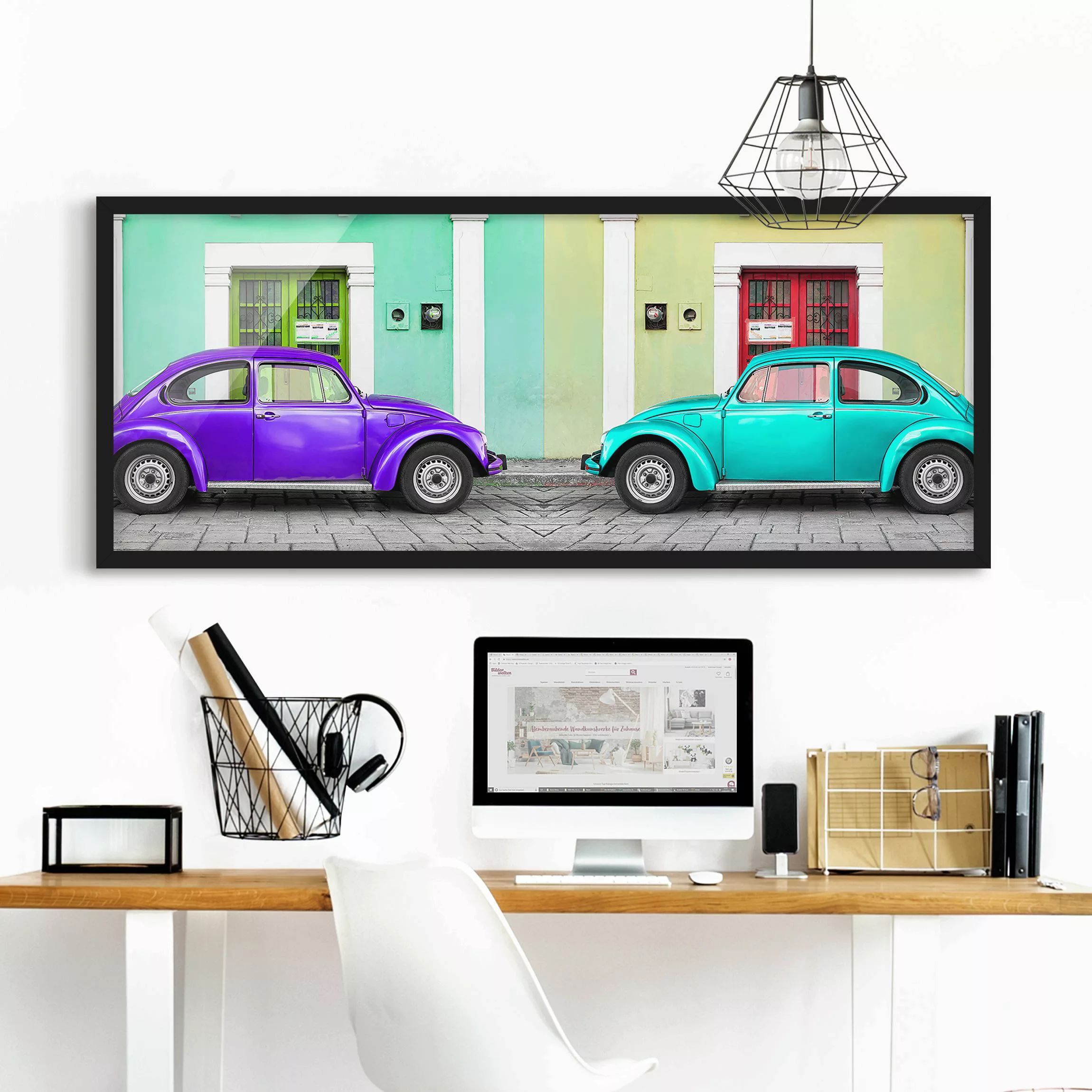 Bild mit Rahmen Architektur & Skyline - Panorama Beetles Lila-Türkis günstig online kaufen