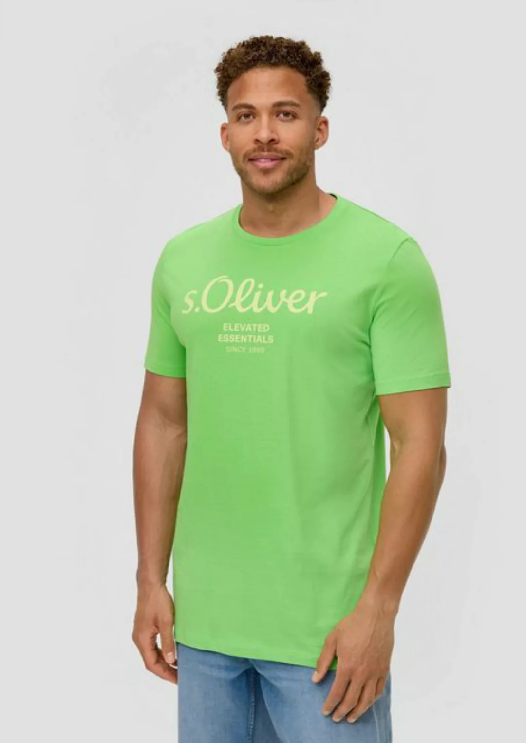 s.Oliver Kurzarmshirt T-Shirt aus Baumwolle mit Logo-Print Artwork günstig online kaufen