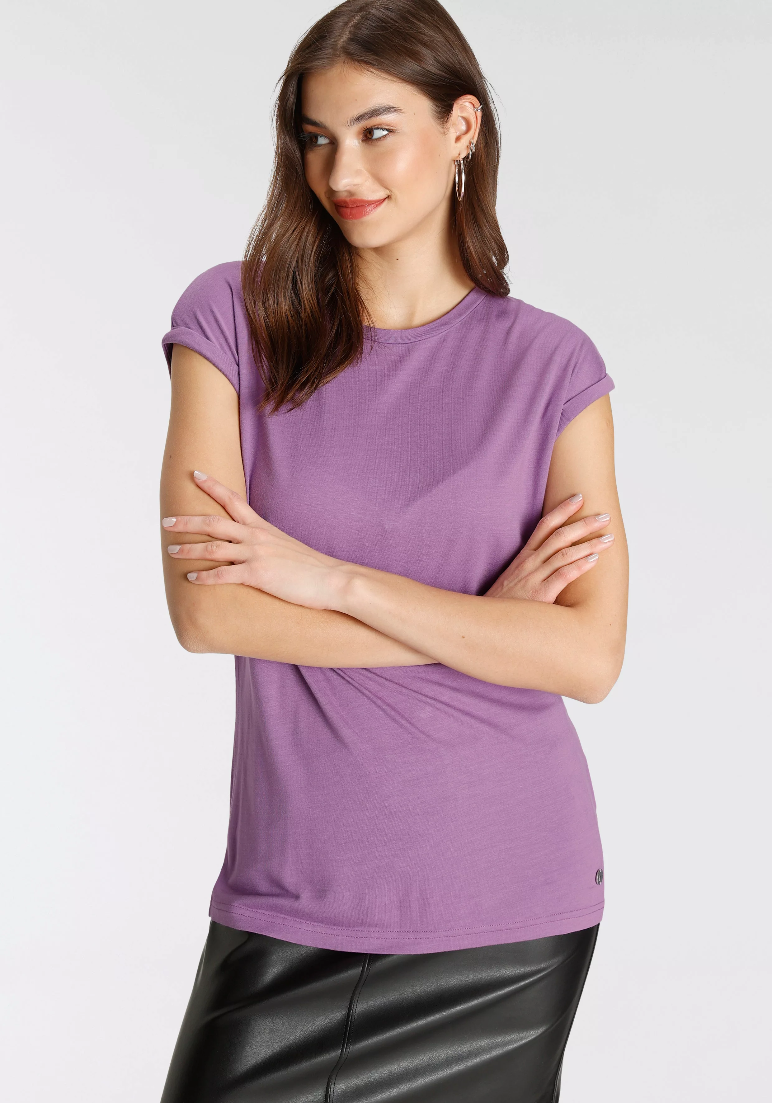 Tamaris T-Shirt, mit Rundhalsausschnitt günstig online kaufen