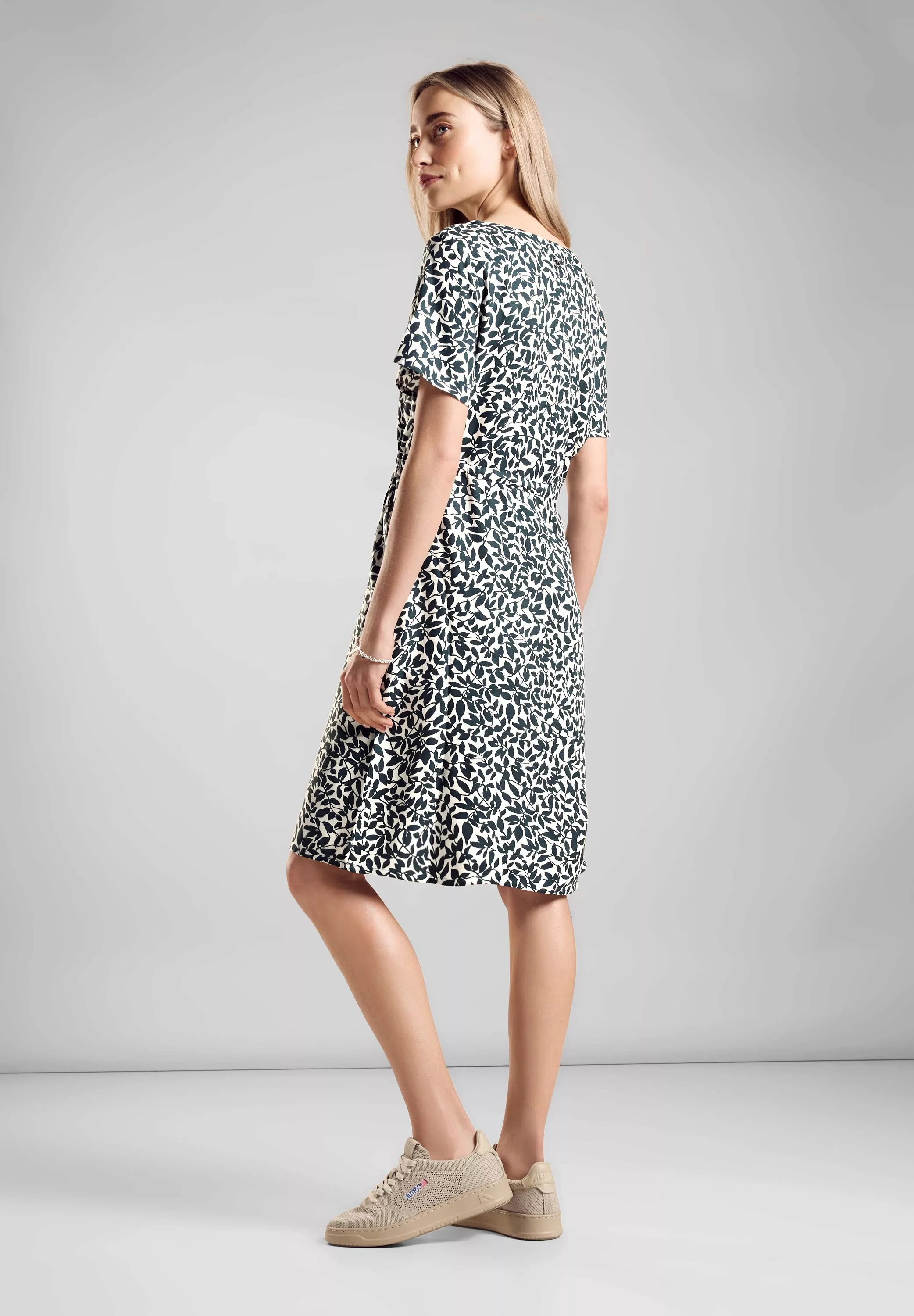 STREET ONE Sommerkleid mit All-Over Print günstig online kaufen