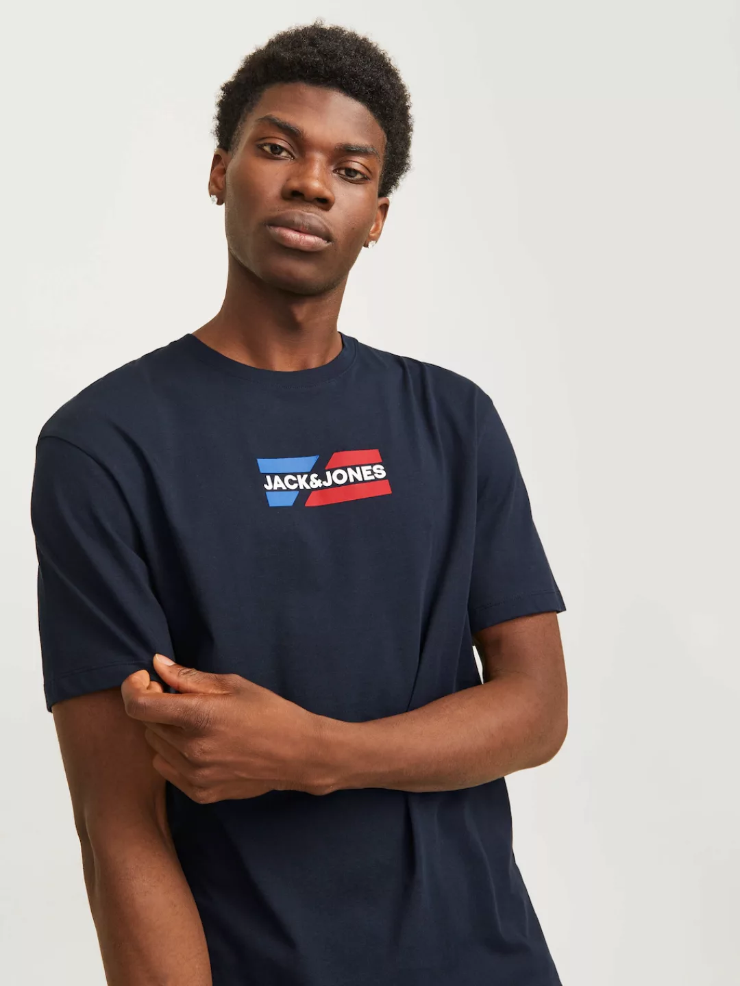 Jack & Jones Rundhalsshirt "JJEBRYAN CORP LOGO TEE SS O-NECK NOOS", mit Log günstig online kaufen