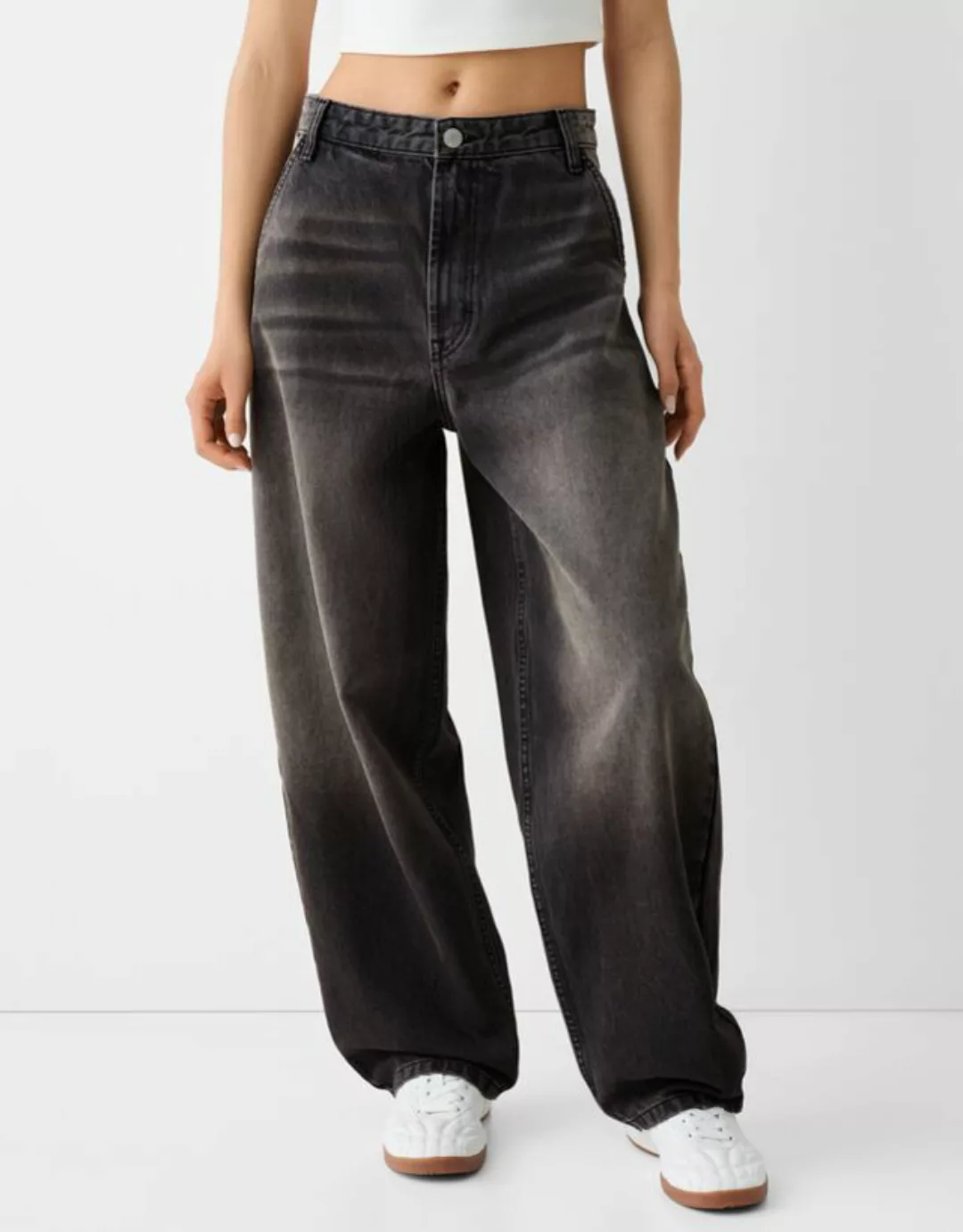 Bershka Skater-Fit-Jeans Im Washed-Look Damen 36 Grau günstig online kaufen