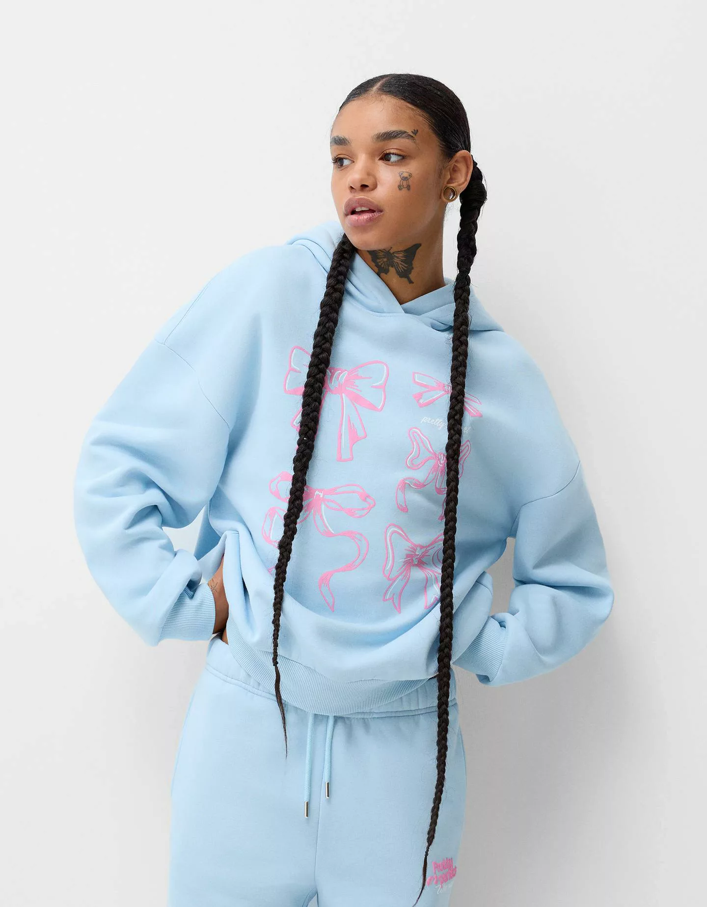 Bershka Hoodie Mit Print Damen Xs Hellblau günstig online kaufen