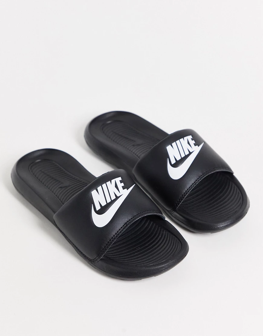 Nike – Victori – Slider in Weiß günstig online kaufen