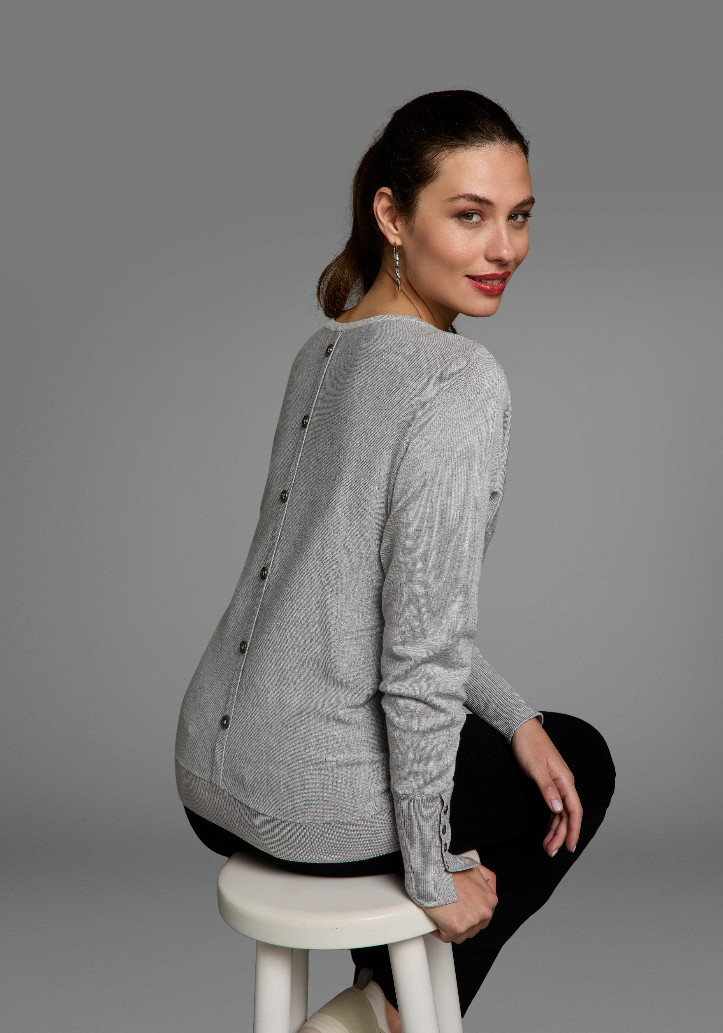Laura Scott Fledermauspullover, mit Zierknopfleiste günstig online kaufen