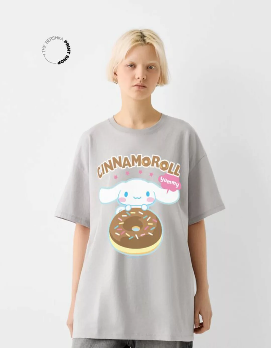 Bershka Oversize-T-Shirt Cinnamoroll Mit Kurzen Ärmeln Und Print Damen 10-1 günstig online kaufen