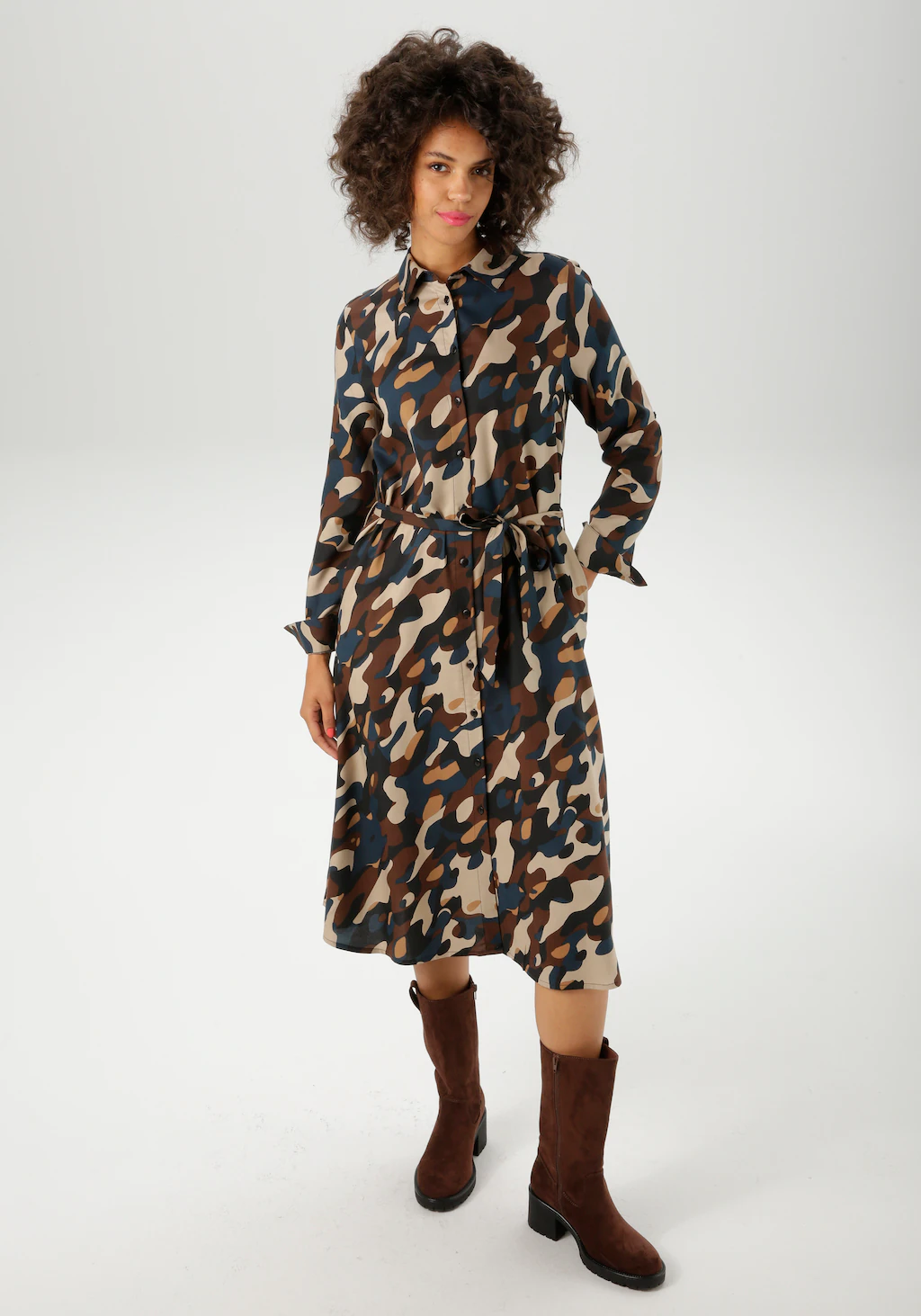 Aniston CASUAL Blusenkleid, (mit abnehmbarem Bindegürtel), mit trendfarbige günstig online kaufen