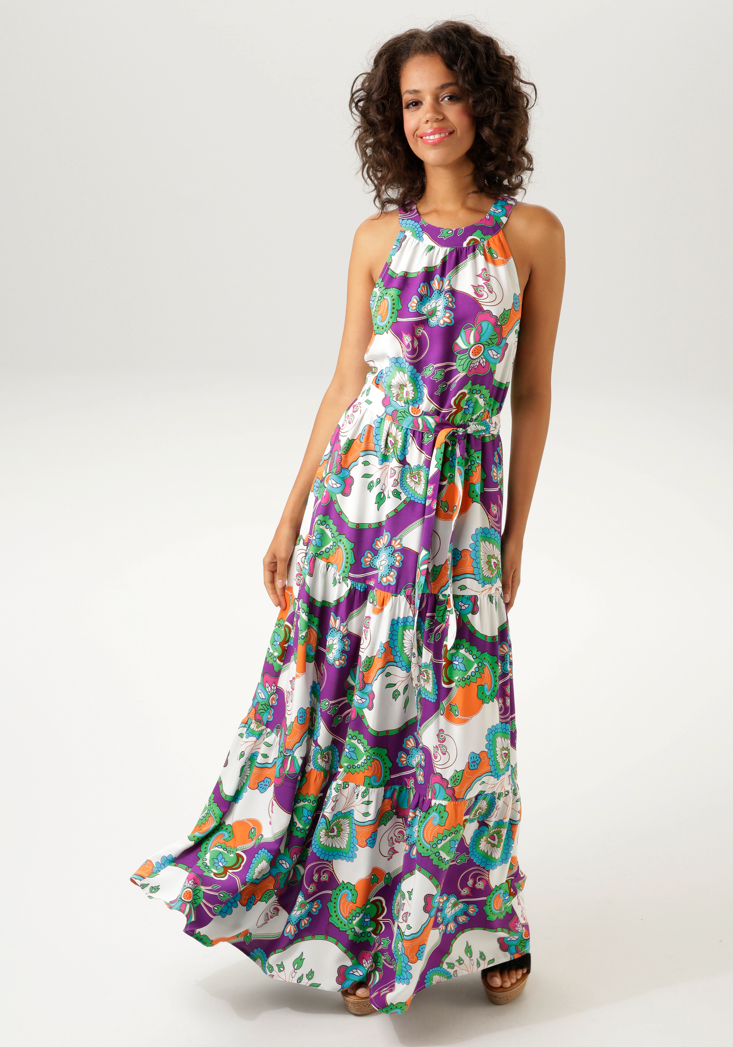 Aniston CASUAL Sommerkleid, (mit Bindegürtel), mit fantasievollem Blumendru günstig online kaufen