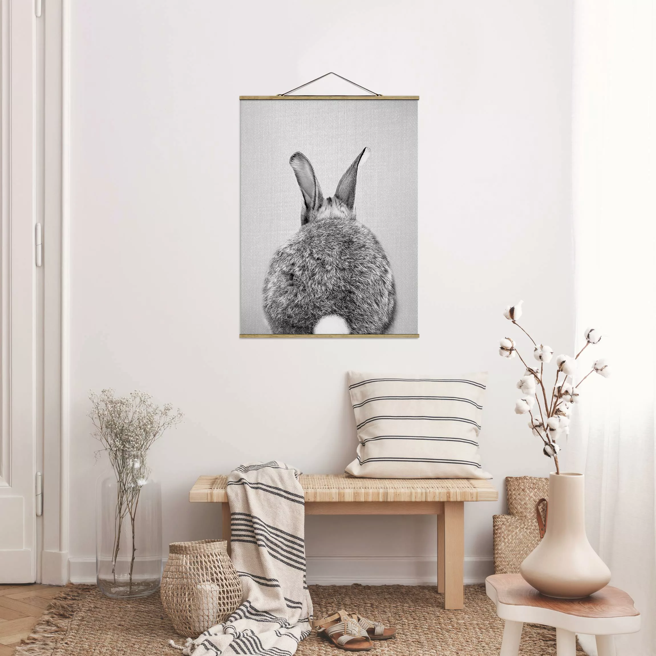 Stoffbild mit Posterleisten Hase von hinten Schwarz Weiß günstig online kaufen