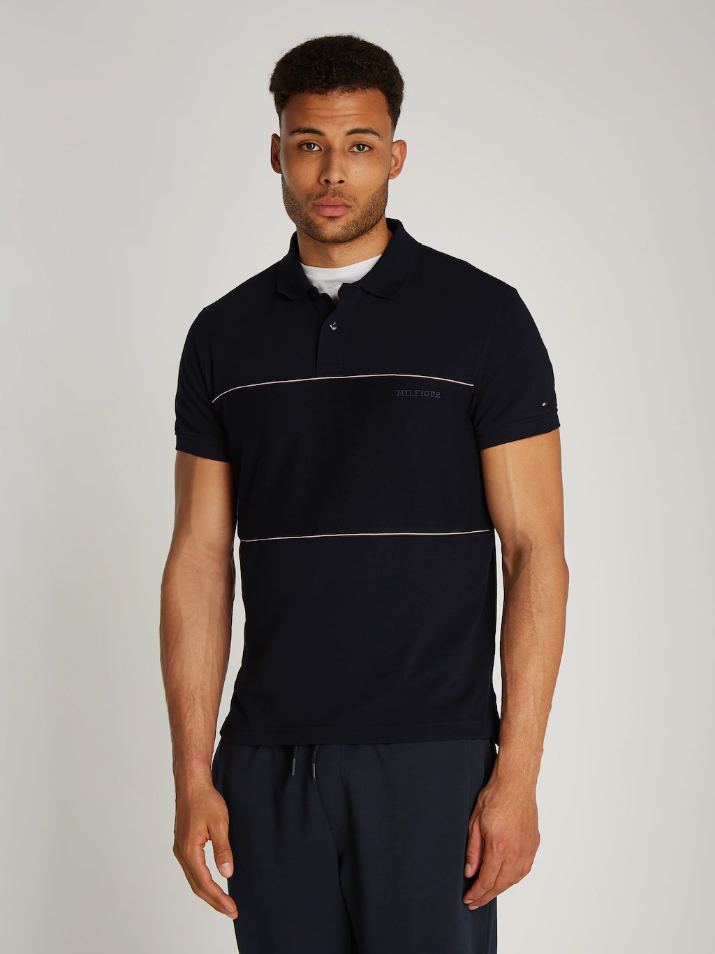 Tommy Hilfiger Poloshirt GLOBAL STRIPE BLOCKING REG POLO mit Logo-Stickerei günstig online kaufen