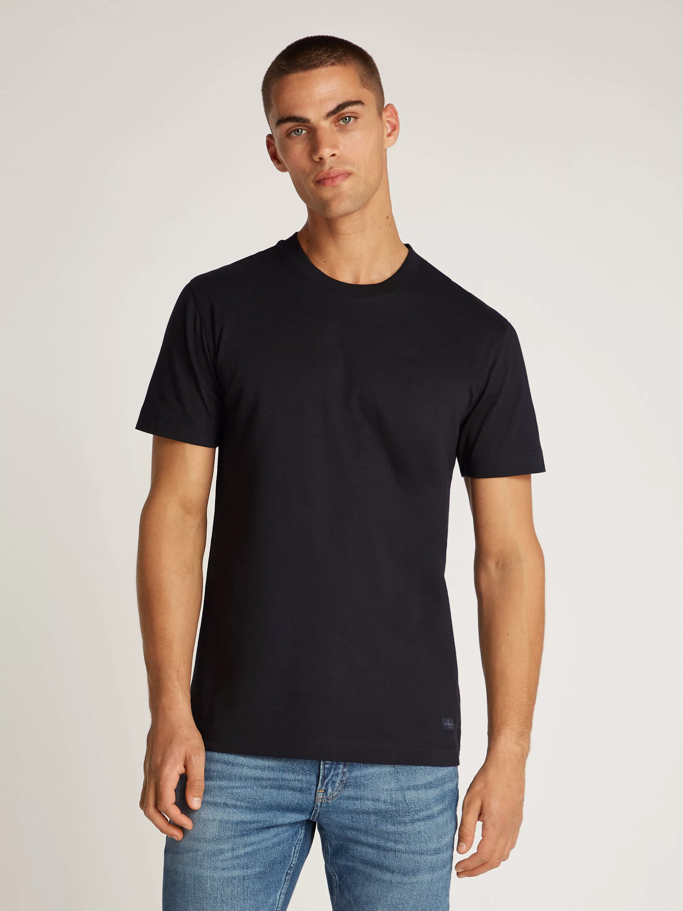 Calvin Klein Jeans Rundhalsshirt "WOVEN LABEL REGULAR TEE", Logostickerei günstig online kaufen