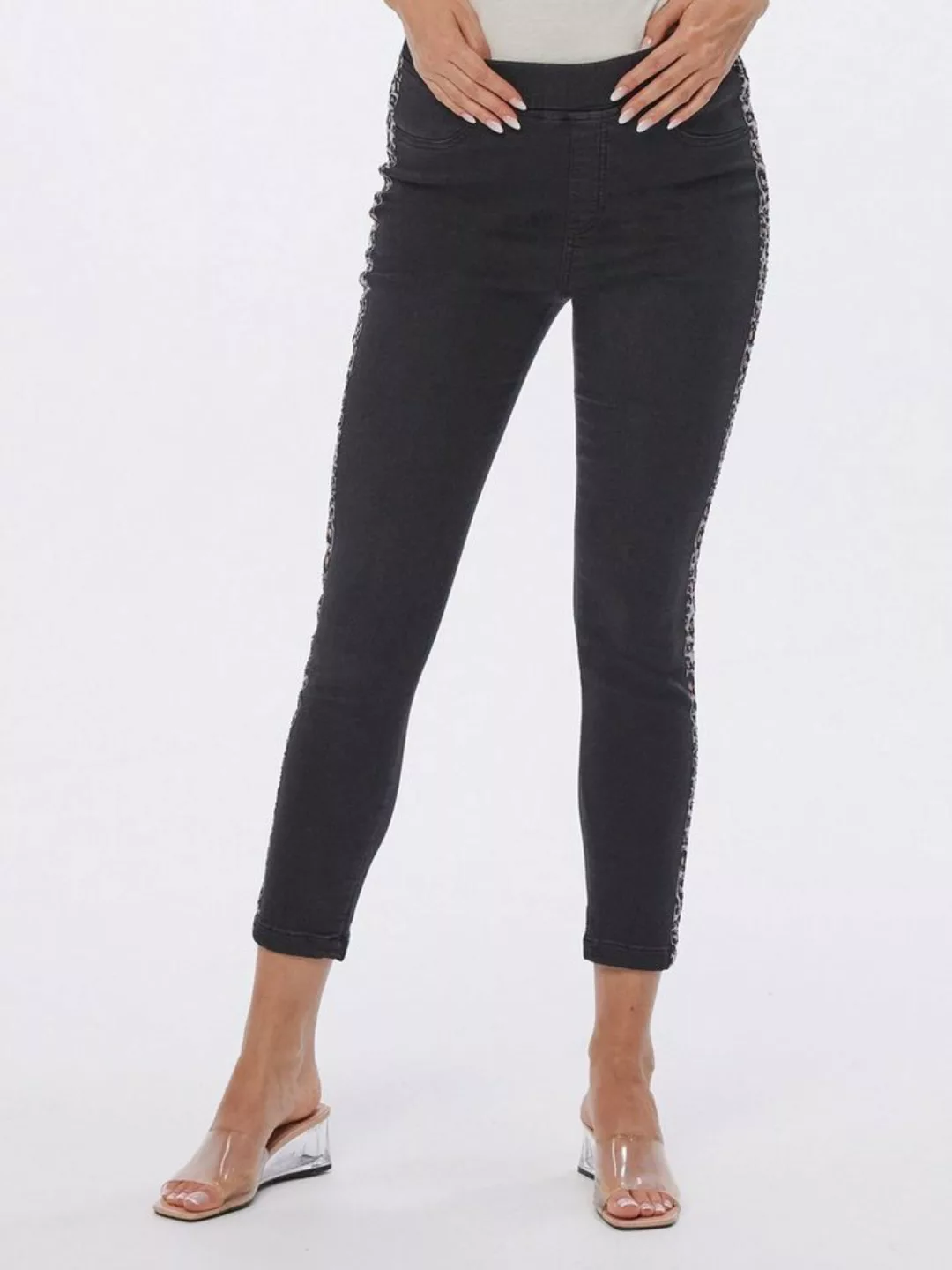 Body Needs Sweatjeans Jeggings figurbetont mit Leoprint-Galonstreifen günstig online kaufen