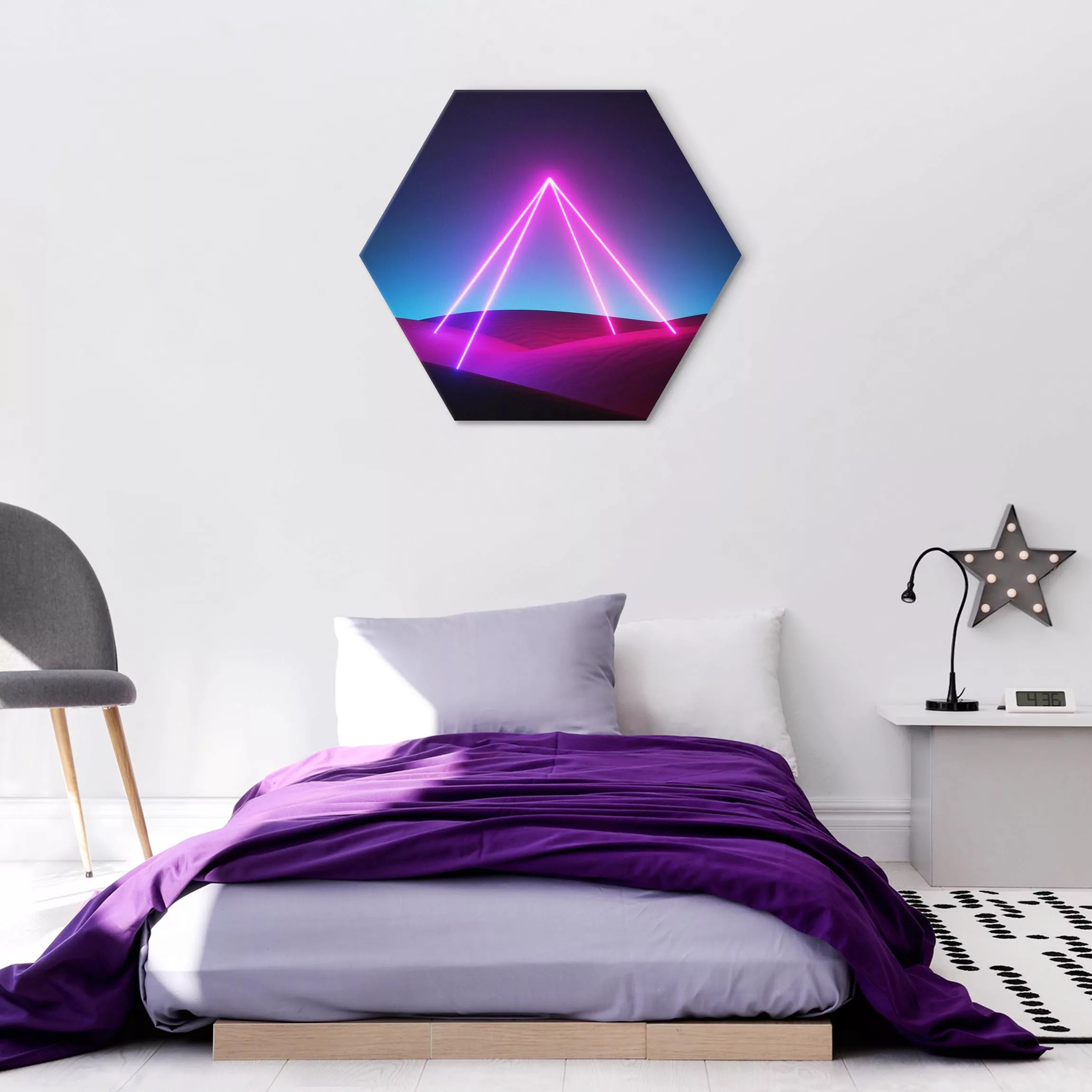 Hexagon-Alu-Dibond Bild Neonlichtpyramide günstig online kaufen