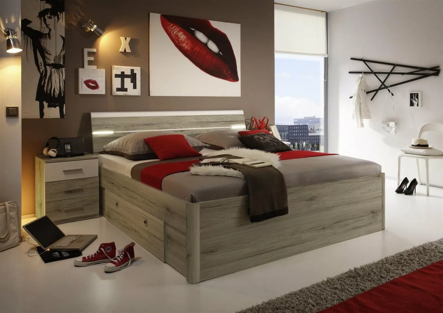 möbelando Bettanlage Isobel, Stilvolle Doppelbett Bettanlage 180 x 200 cm m günstig online kaufen