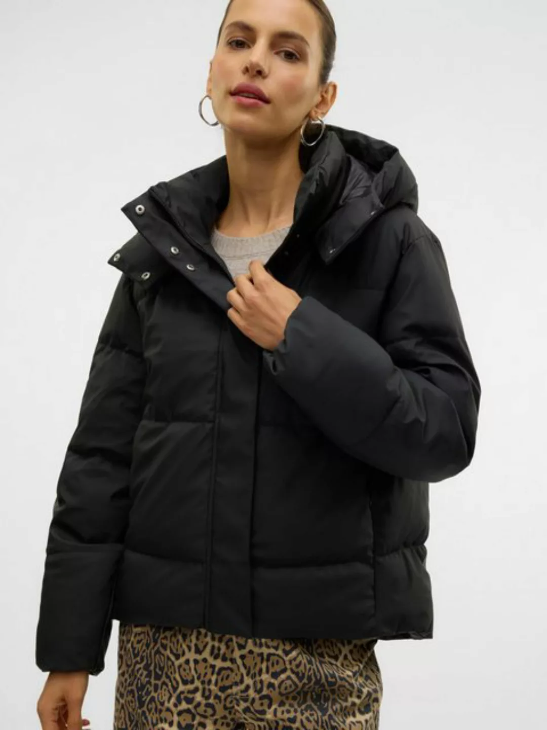 Vero Moda Steppjacke VMGRETAKYLIE SHORT COATED JACKET NOOS günstig online kaufen