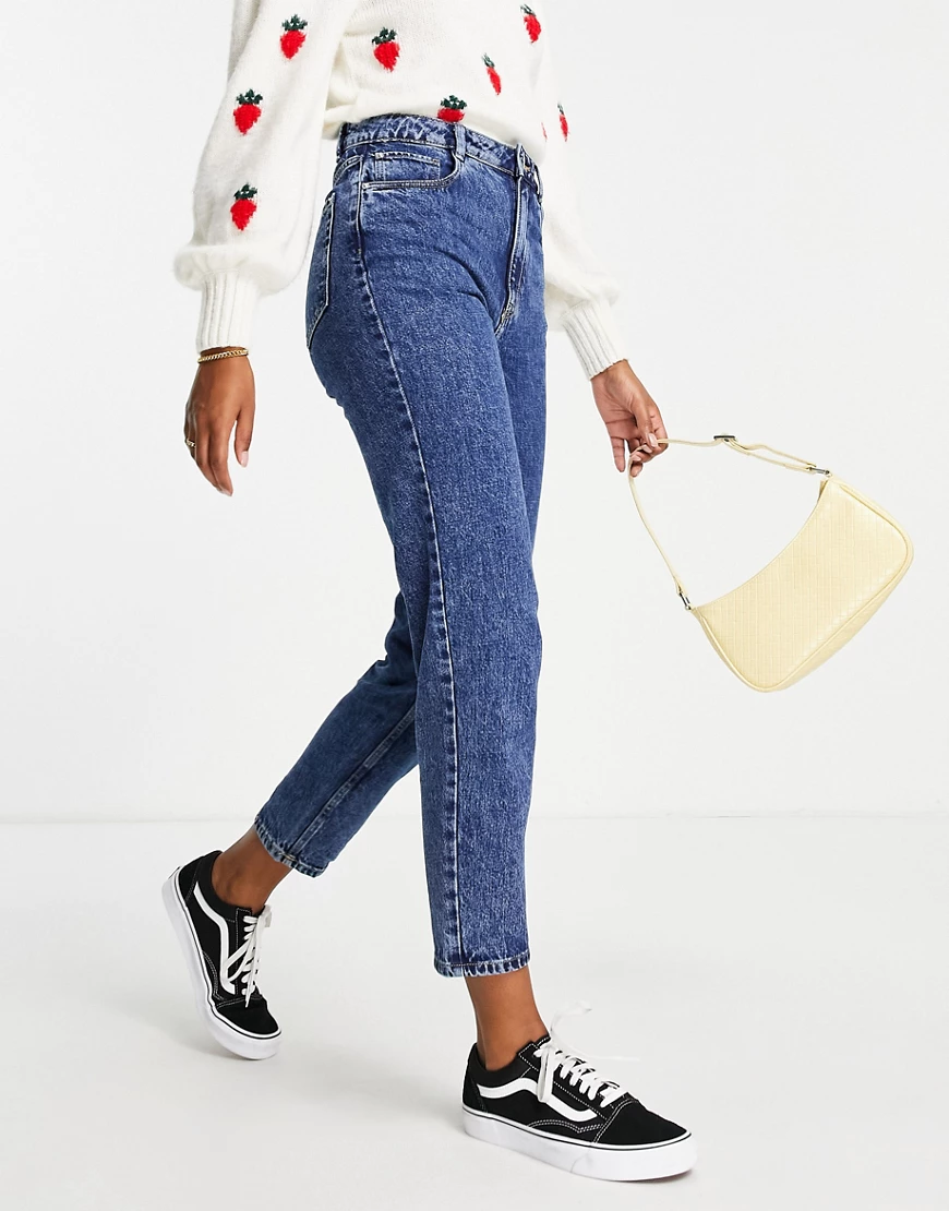 Pimkie – Mom-Jeans aus recyceltem Material in Mittelblau mit hohem Bund günstig online kaufen