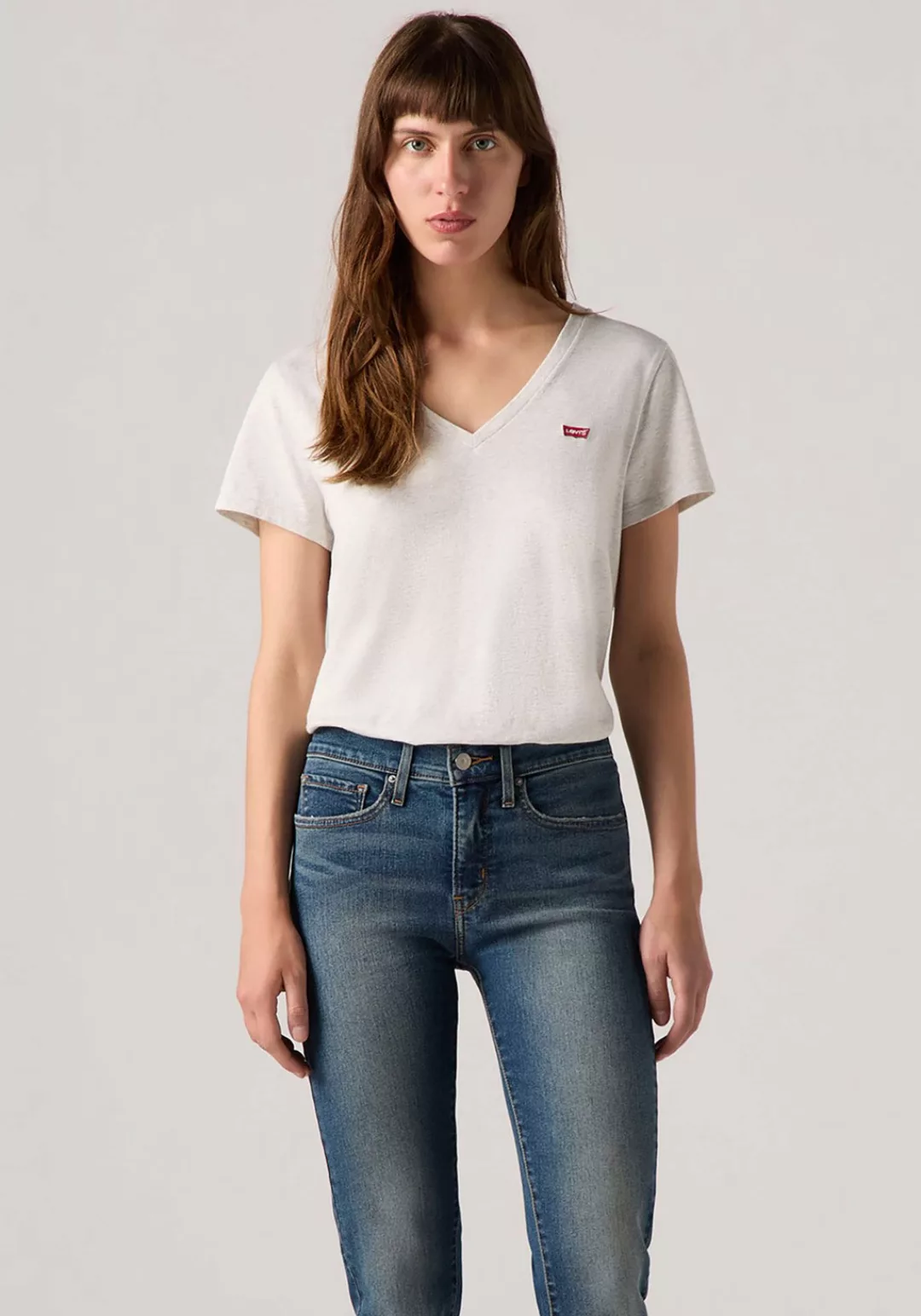 Levis V-Shirt "Perfect Tee", mit kleinem Batwing- Logo günstig online kaufen