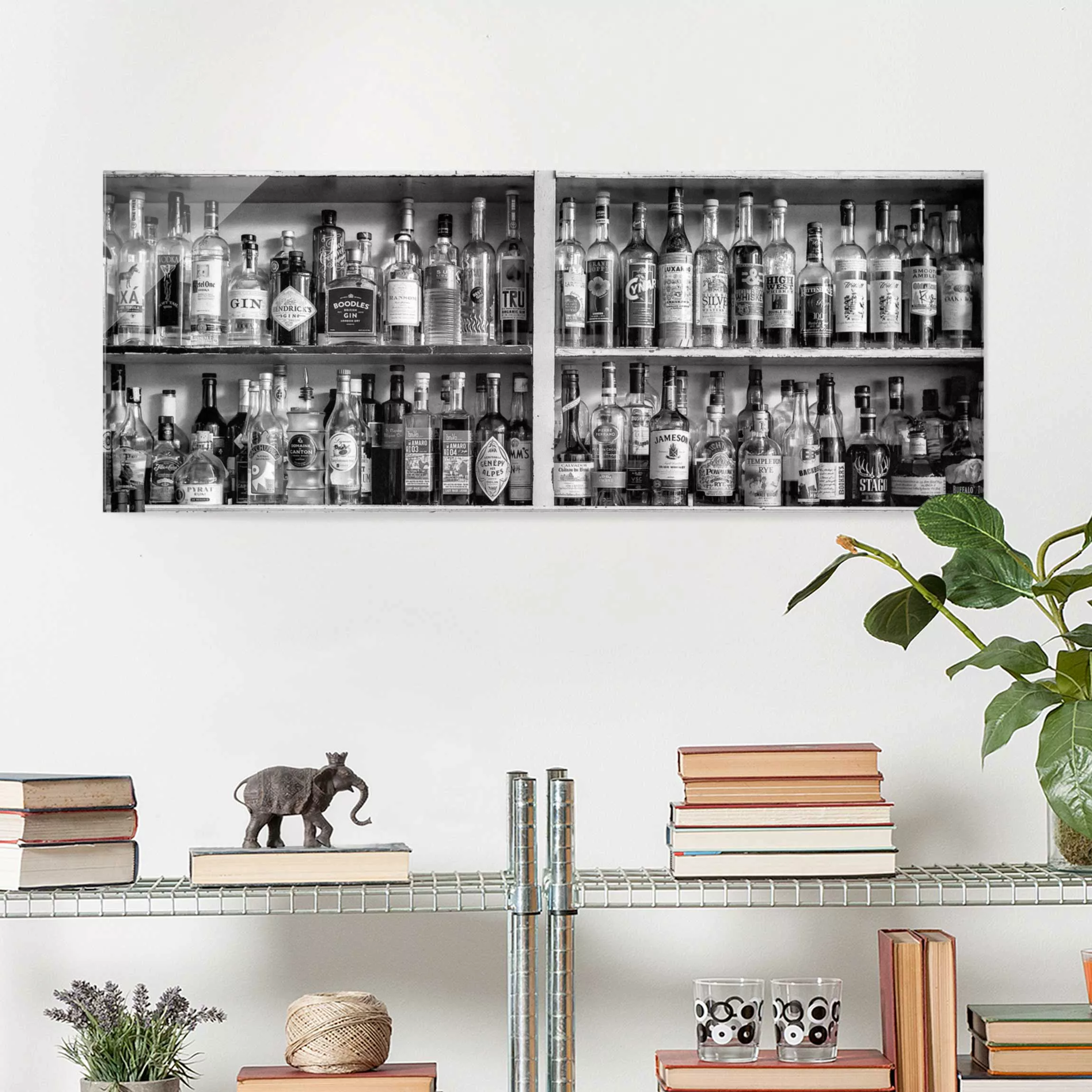 Glasbild Schwarz-Weiß - Panorama Bar Schwarz Weiß günstig online kaufen