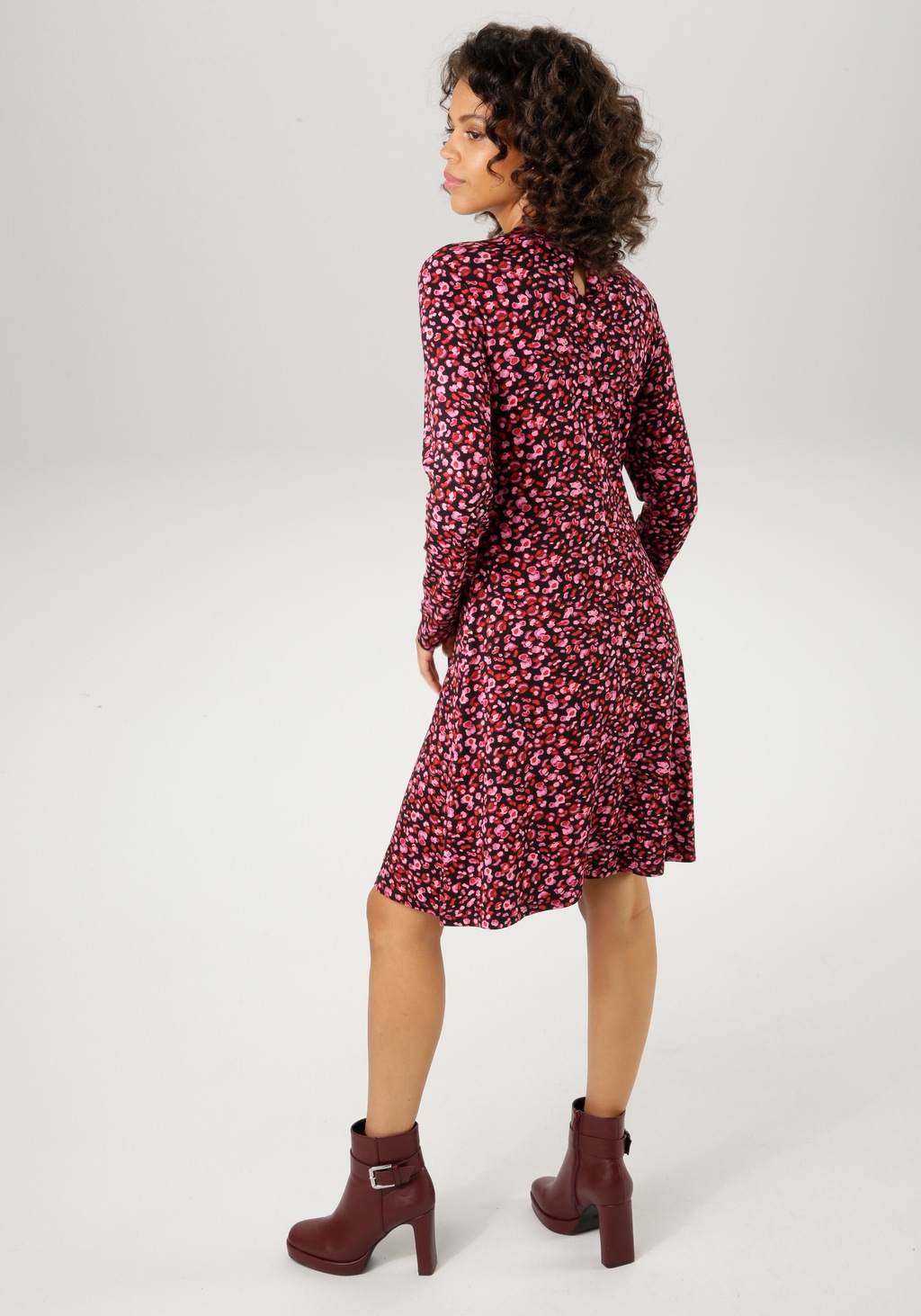 Aniston CASUAL Jerseykleid, mit Animal-Print günstig online kaufen