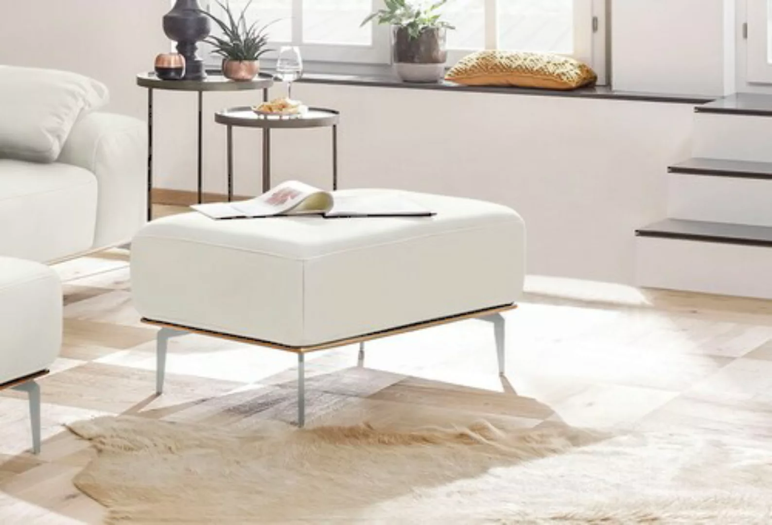 W.SCHILLIG Polsterhocker "run", mit elegantem Holzsockel, Füße in Chrom glä günstig online kaufen