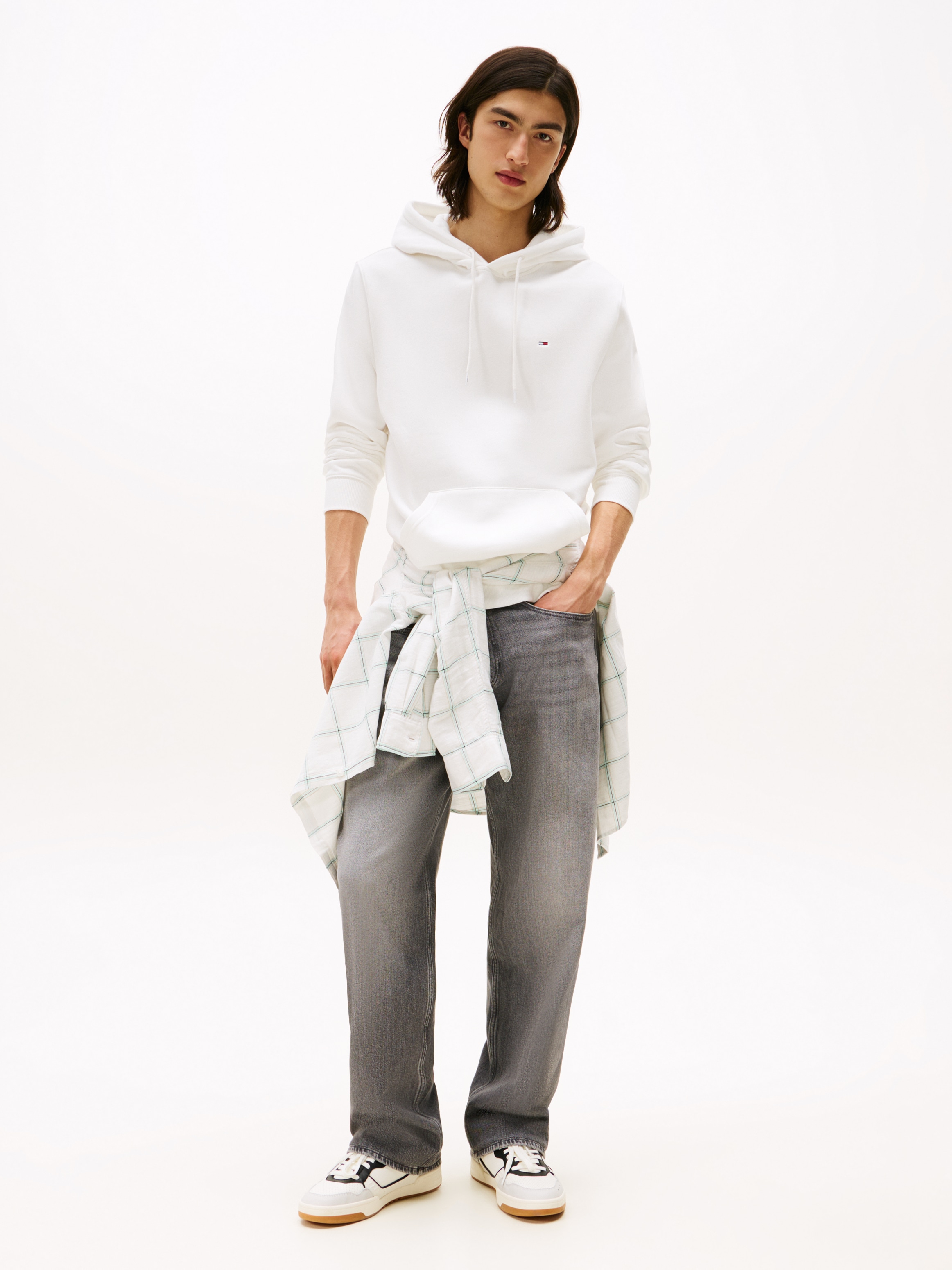Tommy Jeans Sweatshirt "TJM REG S FLAG HOODIE", mit bestickten Markenlogo a günstig online kaufen