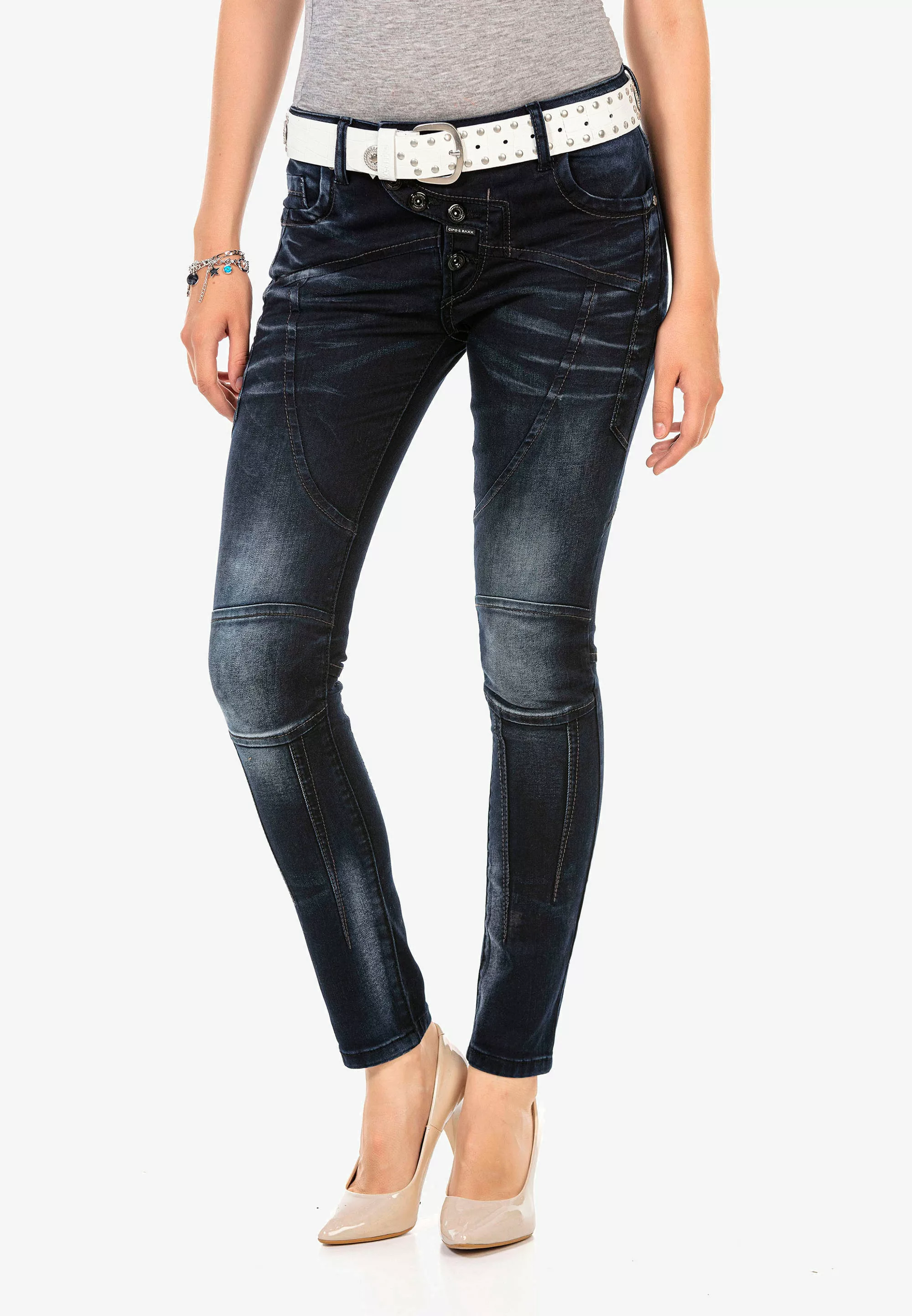Cipo & Baxx Slim-fit-Jeans, mit auffälligen Ziernähten günstig online kaufen