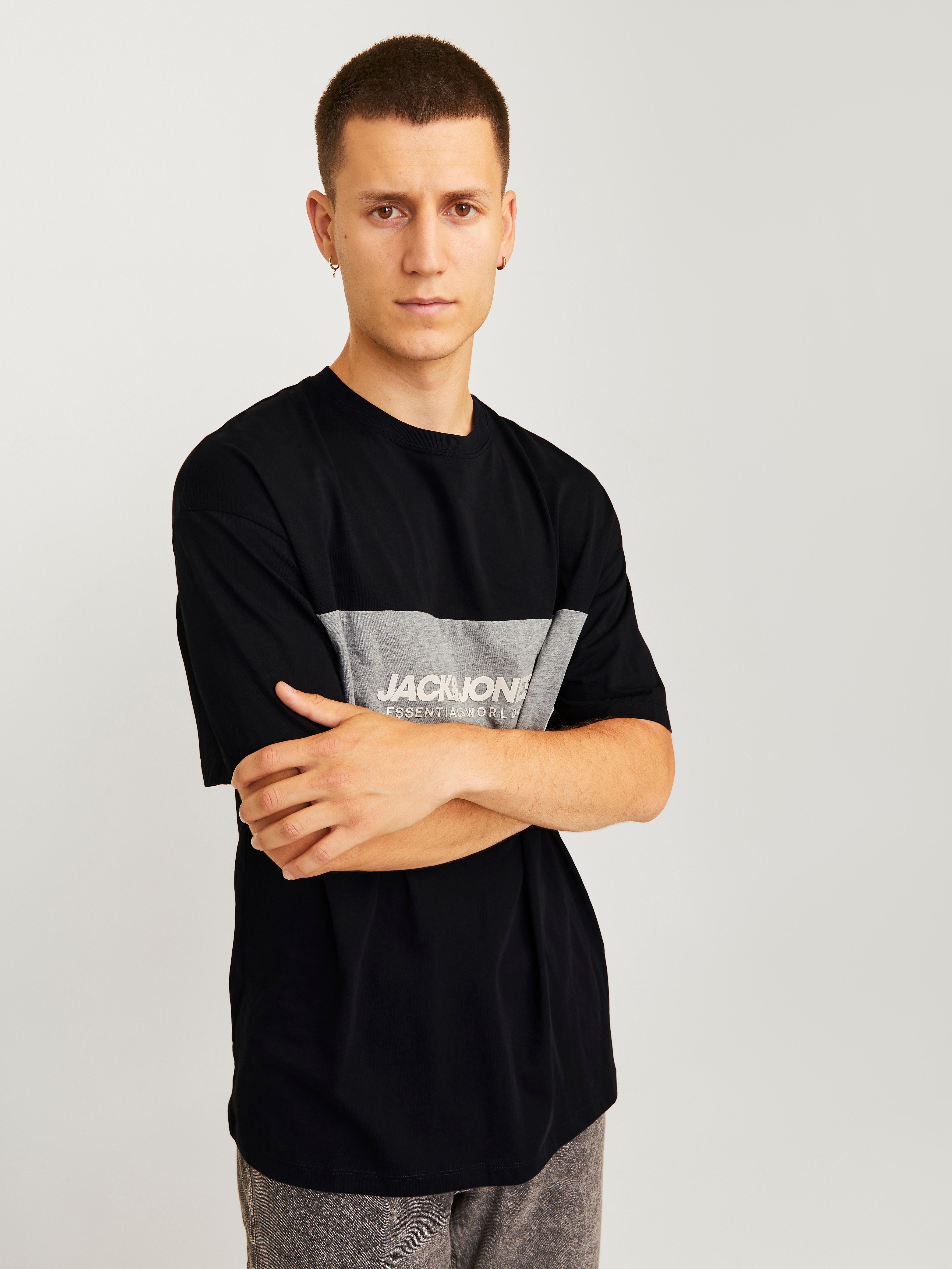 Jack & Jones Rundhalsshirt "JJELEGACY BLOCKING TEE SS O-NECK NOOS" günstig online kaufen