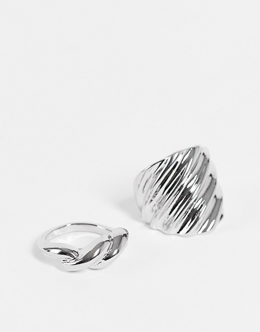 DesignB London – 2er-Pack silberfarbene Ringe mit verdrehtem Design günstig online kaufen