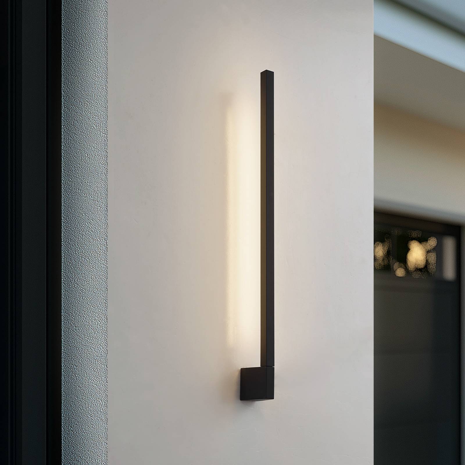 Lindby LED-Wandleuchte Neano, 80cm, schwarz, Metall, IP54 günstig online kaufen