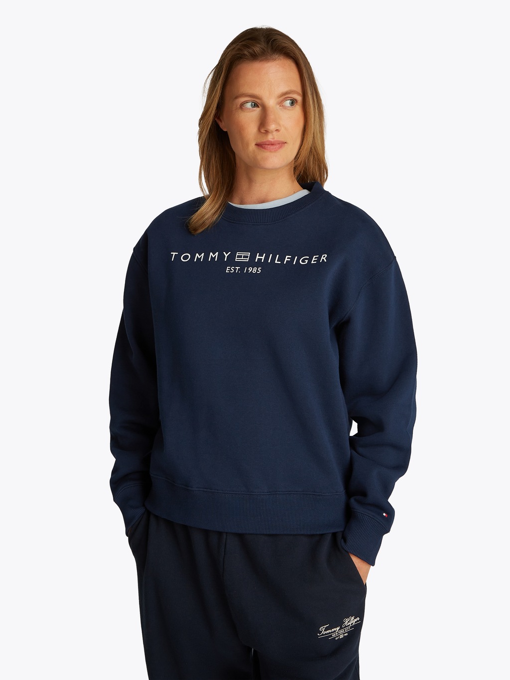 Tommy Hilfiger Sweatshirt "MDRN REG CORP LOGO C-NK SWTSHRT", mit Logoschrif günstig online kaufen