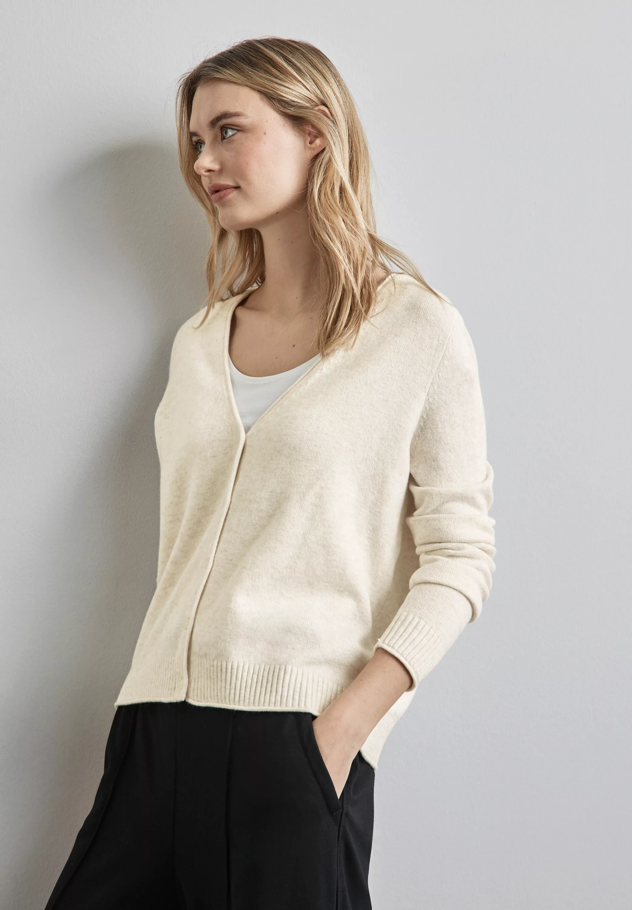 STREET ONE Cardigan, kurz, mit Knopfleiste günstig online kaufen