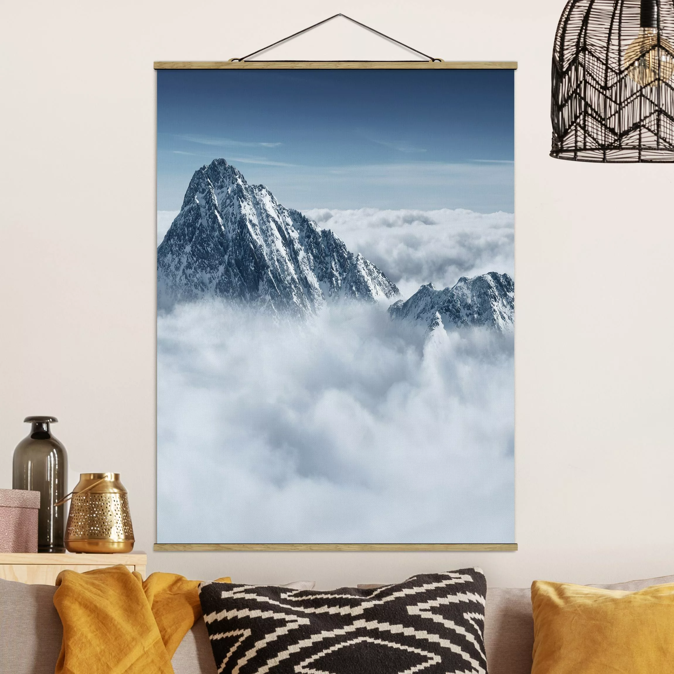 Stoffbild Berge mit Posterleisten - Hochformat Die Alpen über den Wolken günstig online kaufen