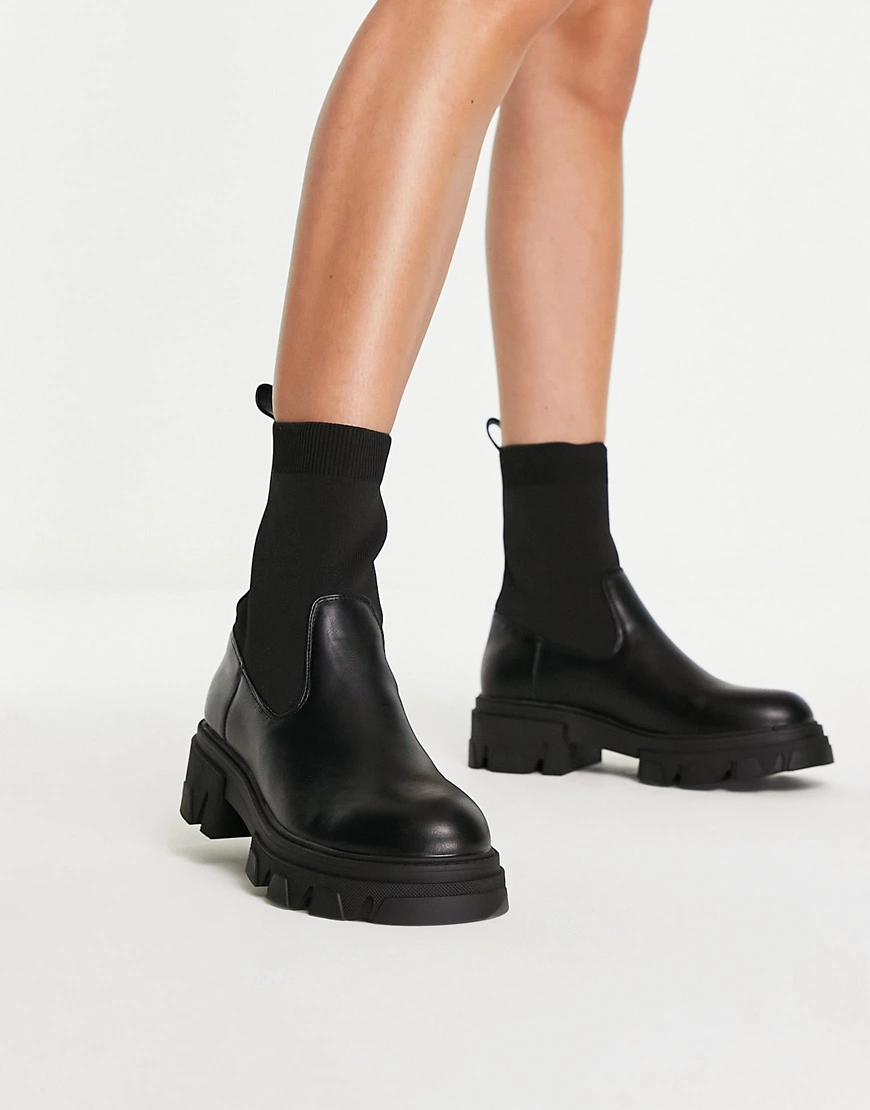 London Rebel chunky – Robuste Ankle-Boots zum Überziehen in Schwarz mit Sto günstig online kaufen