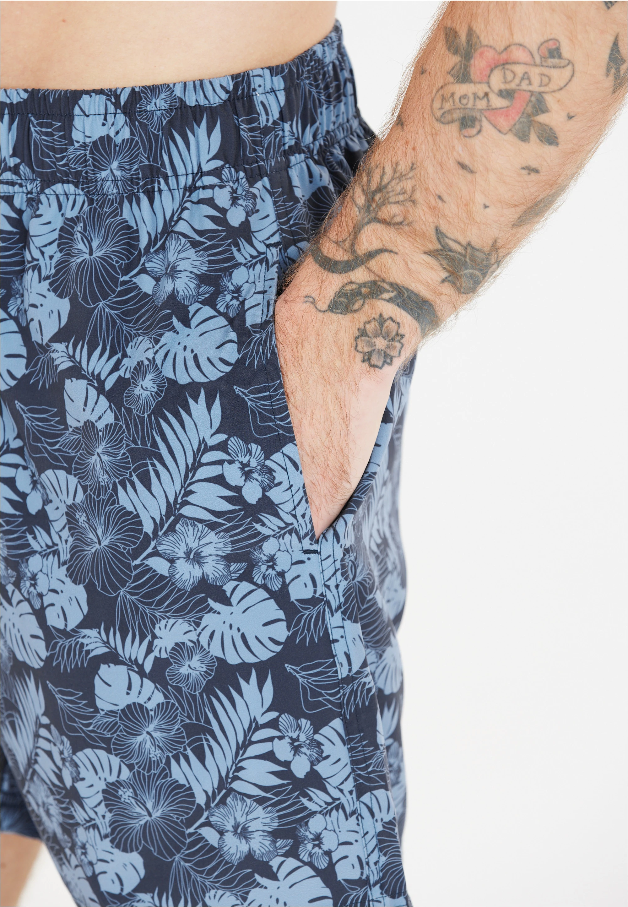 CRUZ Badeshorts "Toby", Im lässigen Print-Design günstig online kaufen