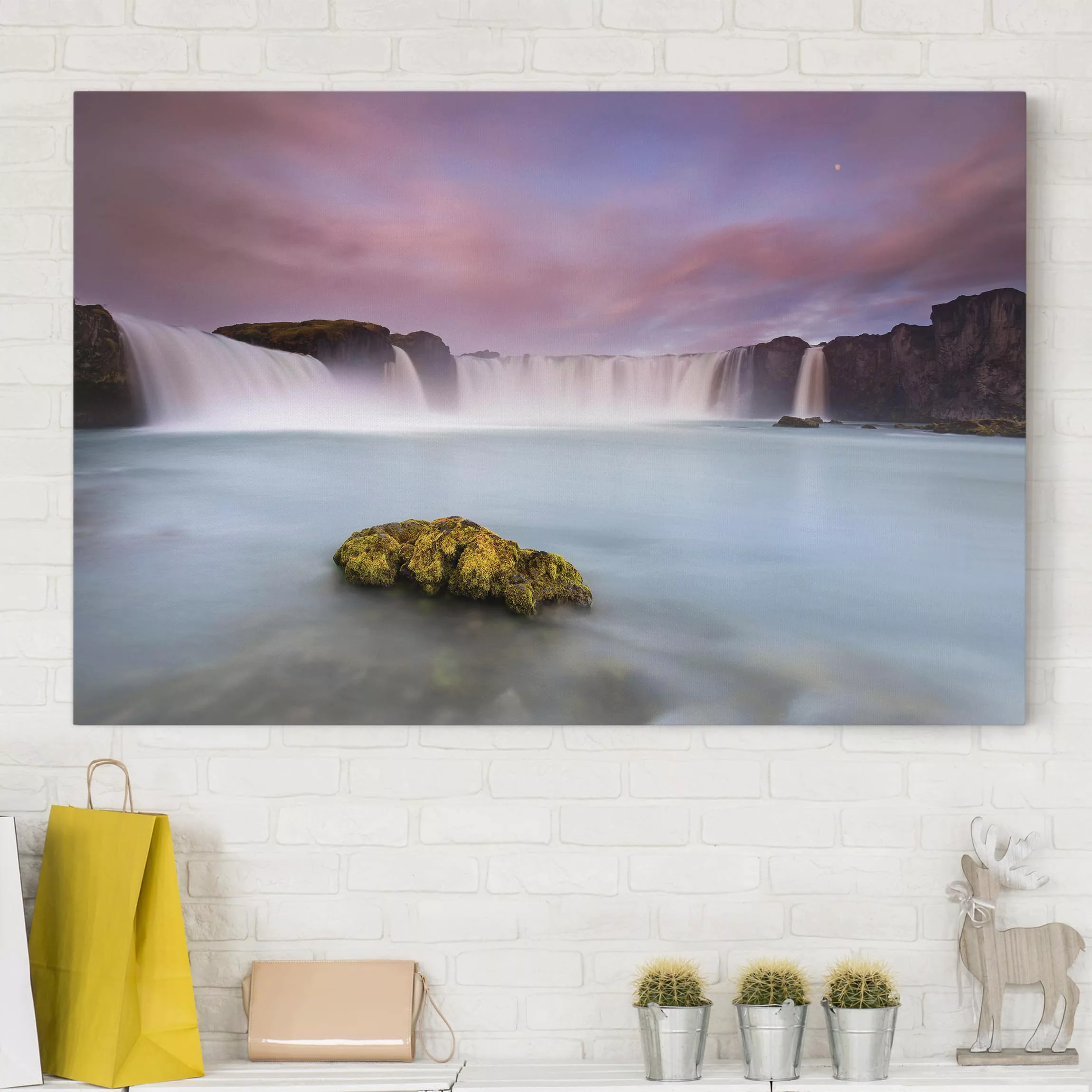 Leinwandbild Wasserfall - Querformat Goðafoss und der Mond günstig online kaufen