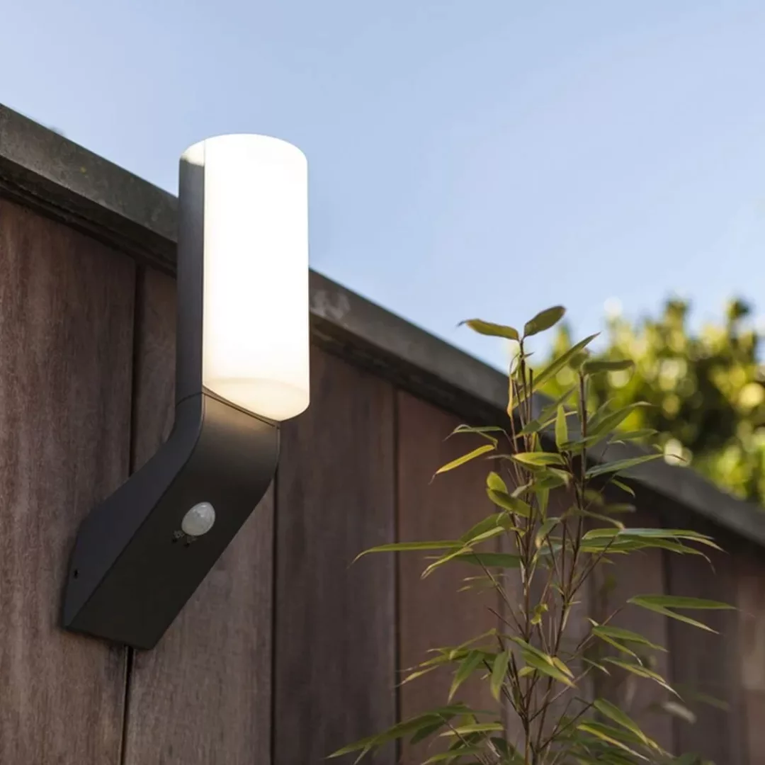 LED Außenwandleuchte Bati aus Aluminiumdruckguss in Anthrazit mit Bewegungs günstig online kaufen