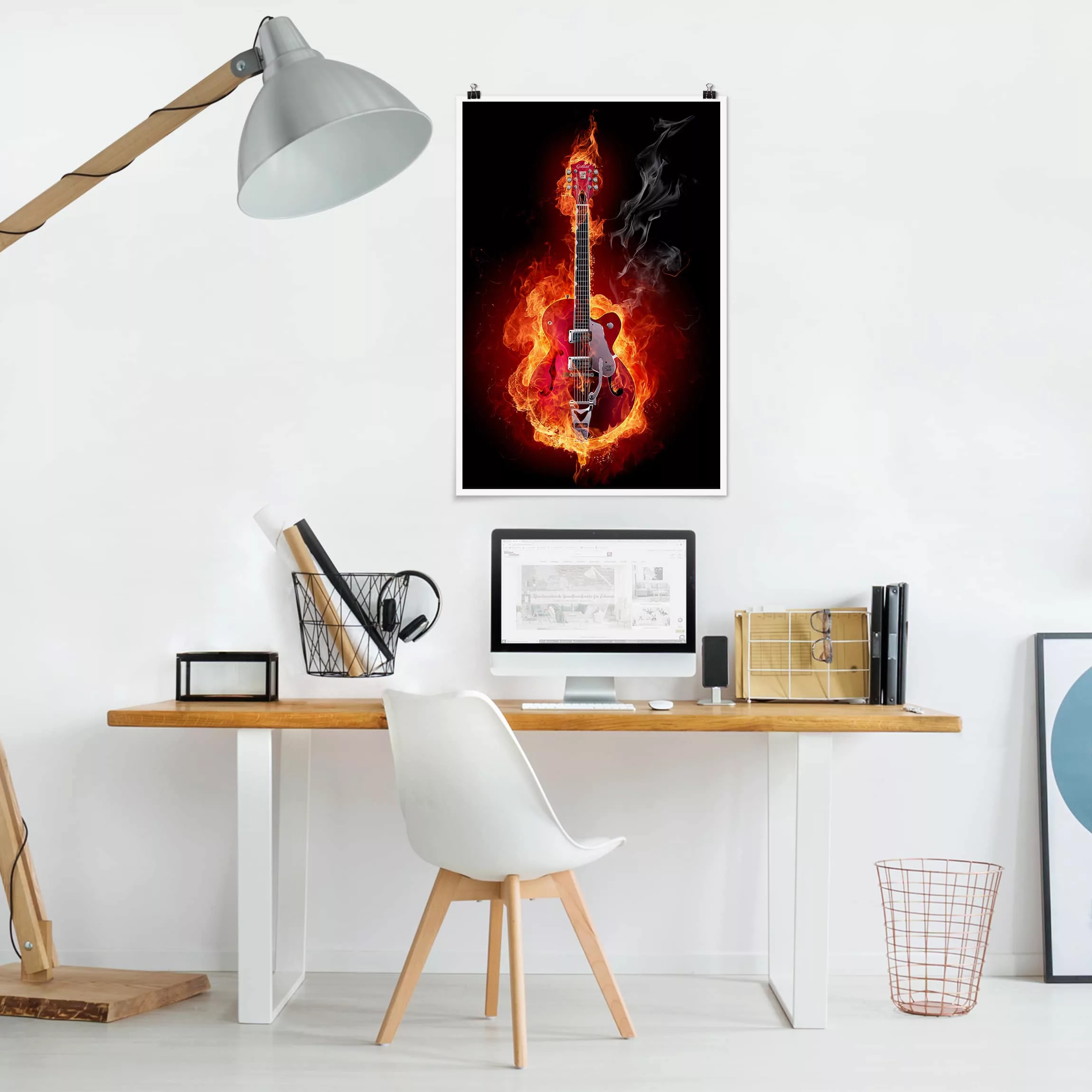 Poster - Hochformat Gitarre in Flammen günstig online kaufen