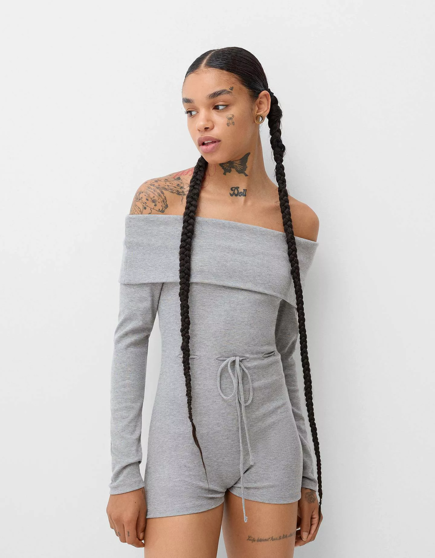 Bershka Kurzer Jumpsuit Mit Langen Ärmeln Und Carmen-Ausschnitt Damen Xs Gr günstig online kaufen