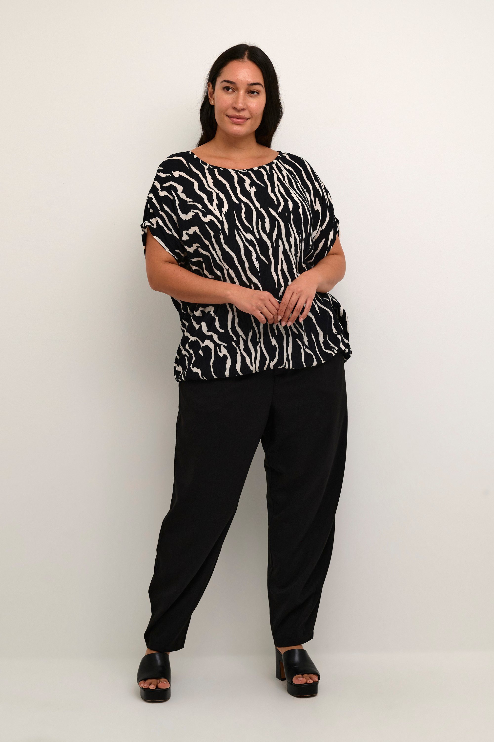 KAFFE Curve Kurzarmbluse Kurzarm-Bluse KCami Große günstig online kaufen