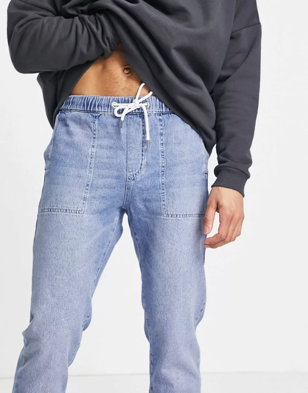 ASOS DESIGN – Legere, leichte Jeans-Jogginghose in Blau günstig online kaufen
