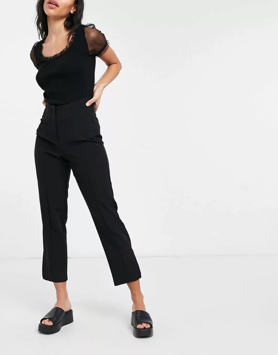 Miss Selfridge – Figurbetonte Hose mit hohem Bund in Schwarz günstig online kaufen