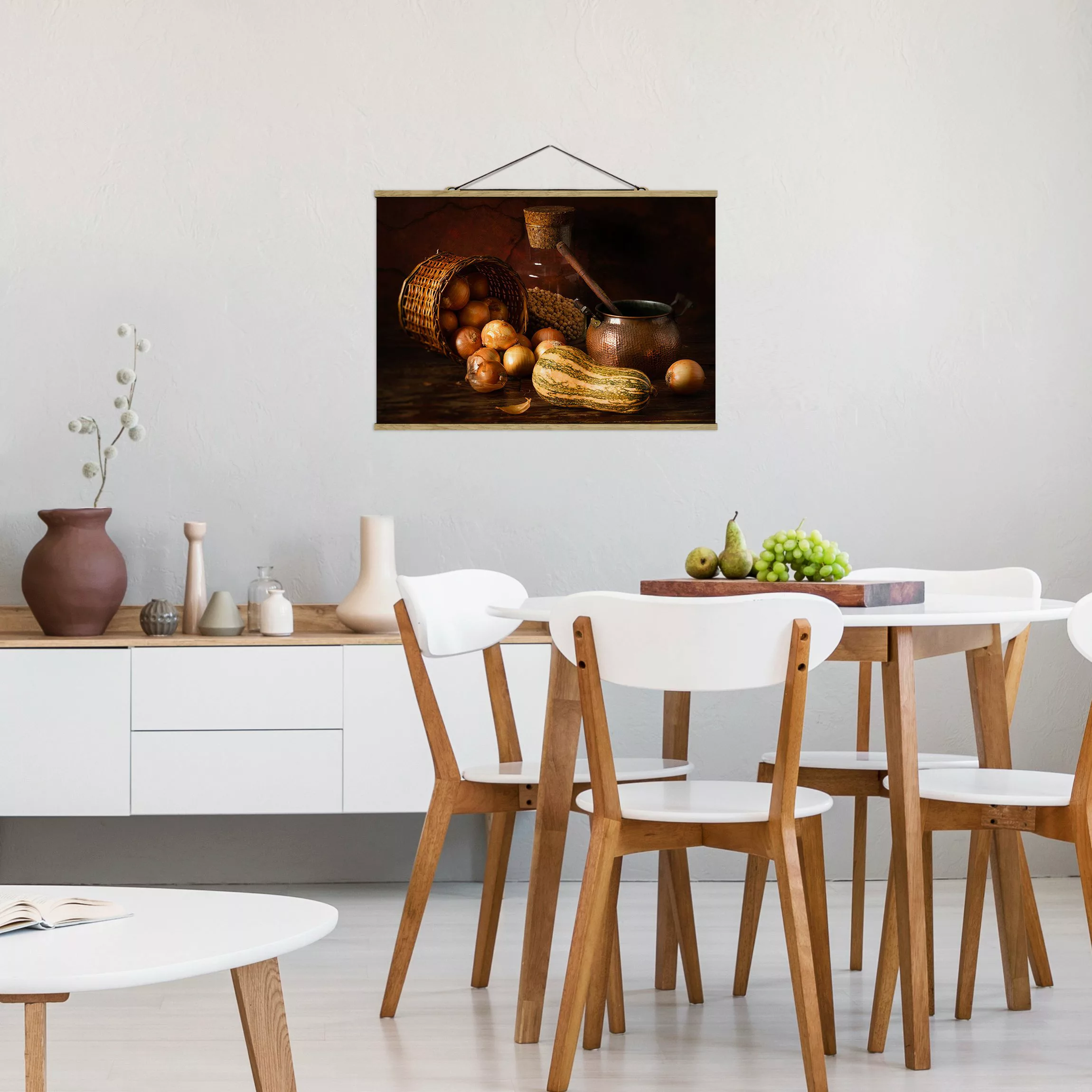 Stoffbild Küche mit Posterleisten - Querformat Stillleben mit Zwiebeln günstig online kaufen