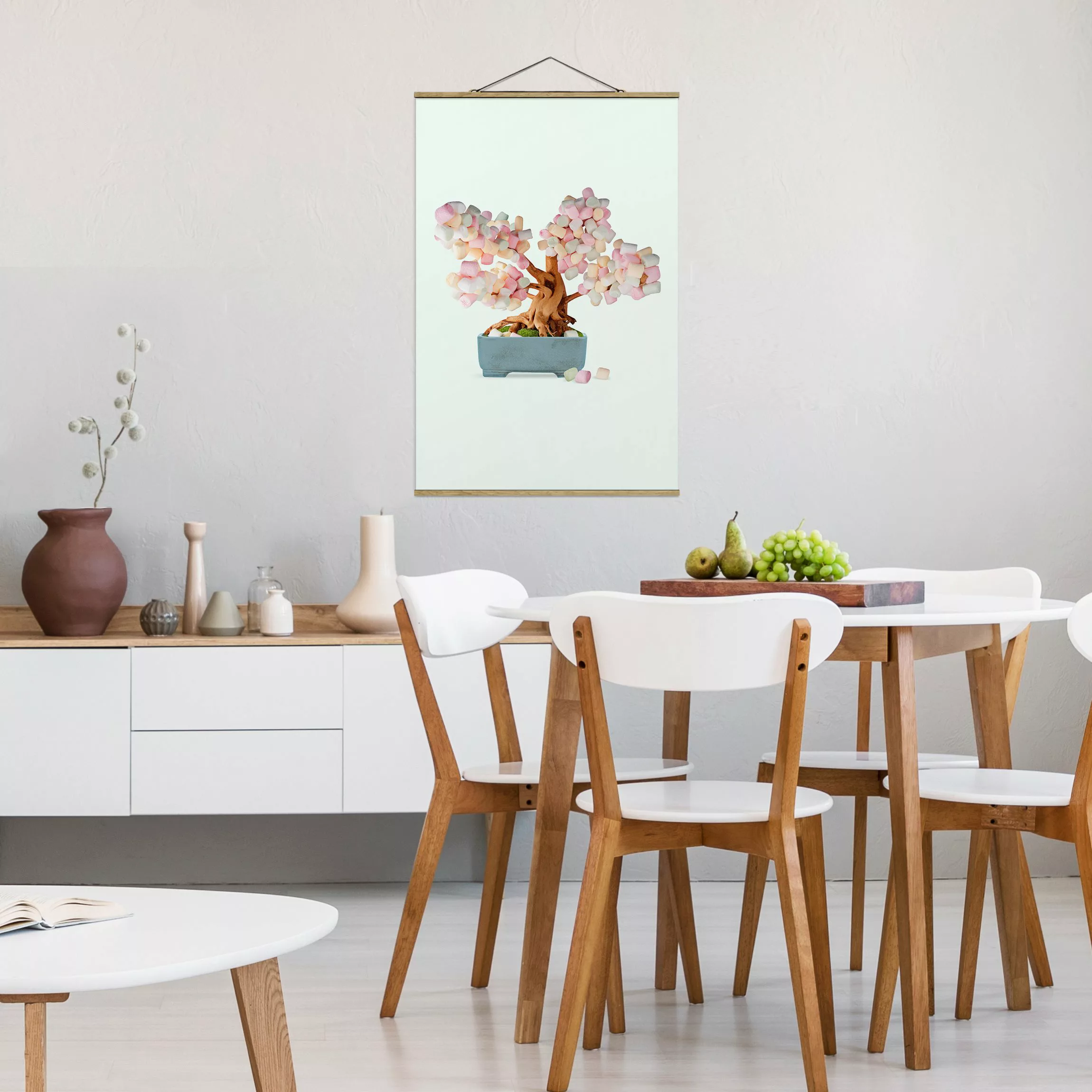 Stoffbild Blumen mit Posterleisten - Hochformat Bonsai mit Marshmallows günstig online kaufen