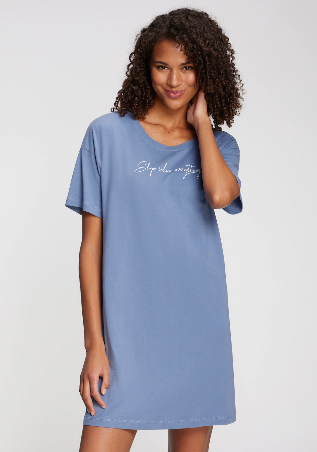 Vivance Dreams Nachthemd, mit kleinem Frontdruck günstig online kaufen